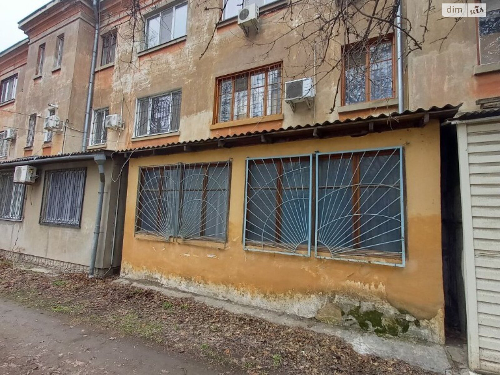 Продажа трехкомнатной квартиры в Одессе, на дор. Фонтанская 8, район Большой Фонтан фото 1