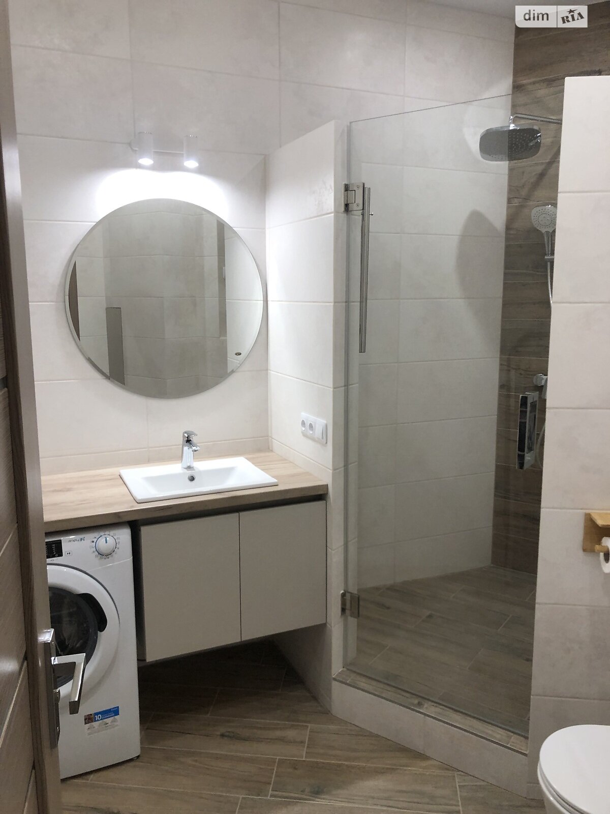 Продажа однокомнатной квартиры в Одессе, на дор. Фонтанская 122, кв. 165, район Большой Фонтан фото 1 Продажа однокомнатной квартиры в Одессе, на дор. Фонтанская 122, кв. 165, район Большой Фонтан фото 1