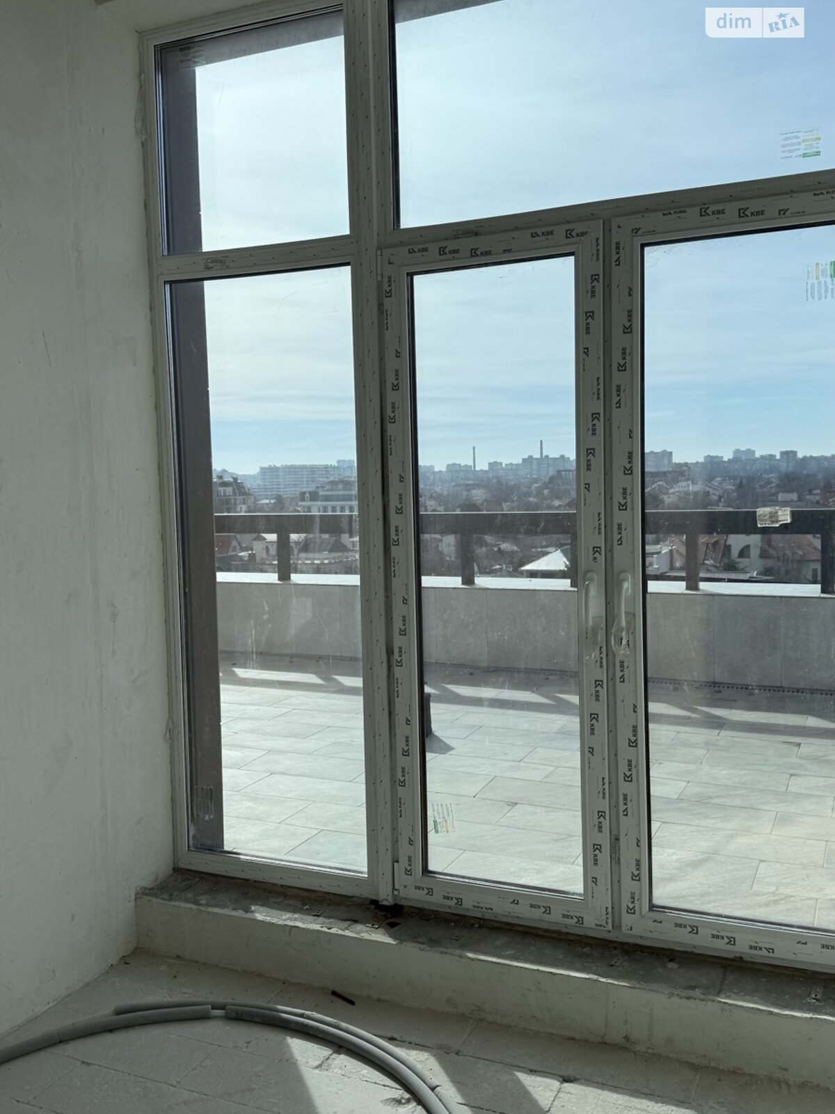 Продажа трехкомнатной квартиры в Одессе, на дор. Фонтанская 135А, район Приморский фото 1 Продажа трехкомнатной квартиры в Одессе, на дор. Фонтанская 135А, район Приморский фото 1