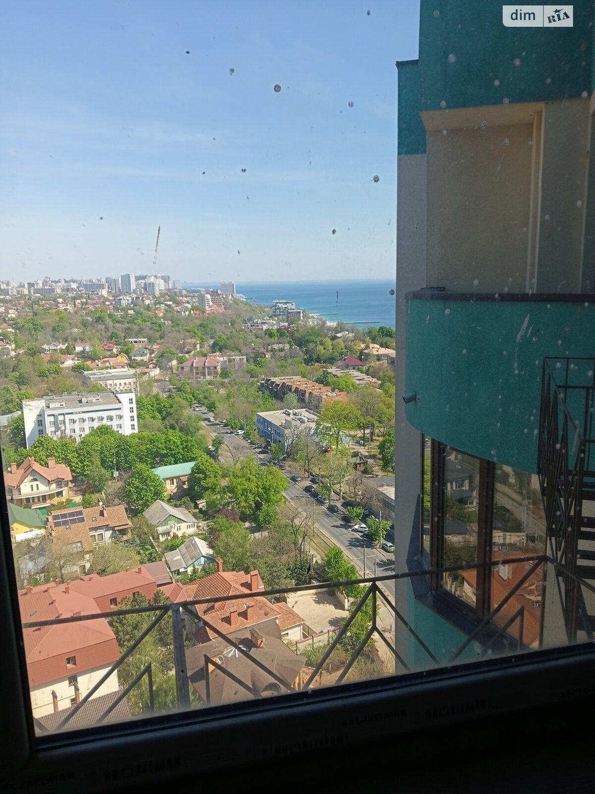 Продажа двухкомнатной квартиры в Одессе, на дор. Фонтанская 124, район Большой Фонтан фото 1 Продажа двухкомнатной квартиры в Одессе, на дор. Фонтанская 124, район Большой Фонтан фото 1
