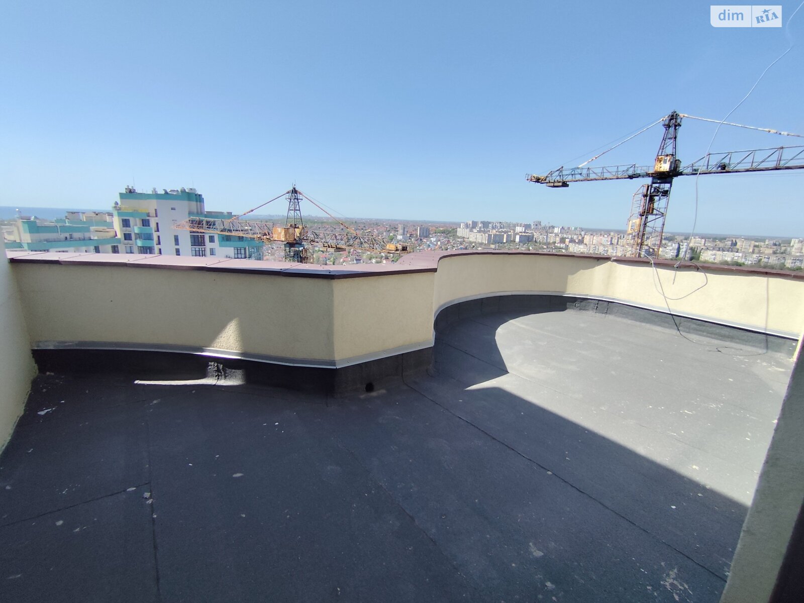 Продажа трехкомнатной квартиры в Одессе, на дор. Фонтанская, район Большой Фонтан фото 1 Продажа трехкомнатной квартиры в Одессе, на дор. Фонтанская, район Большой Фонтан фото 1