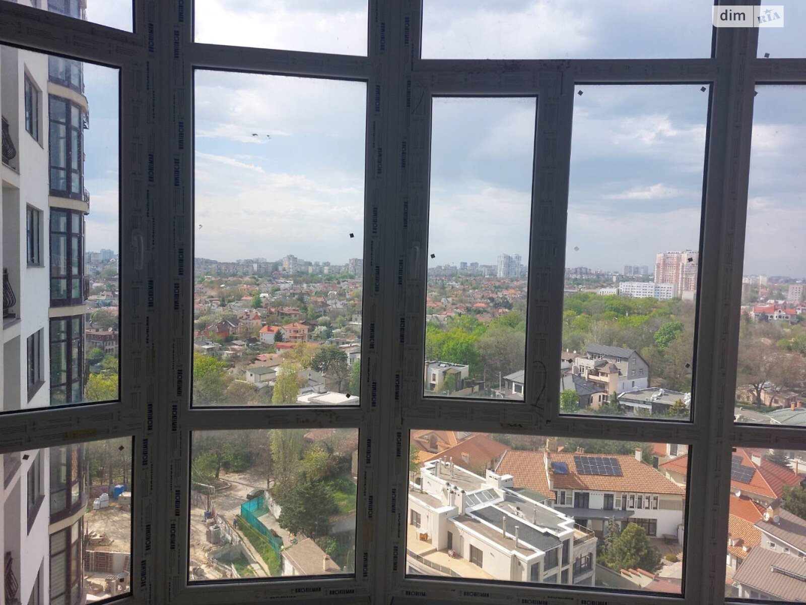 Продажа двухкомнатной квартиры в Одессе, на дор. Фонтанская, район Большой Фонтан фото 1 Продажа двухкомнатной квартиры в Одессе, на дор. Фонтанская, район Большой Фонтан фото 1