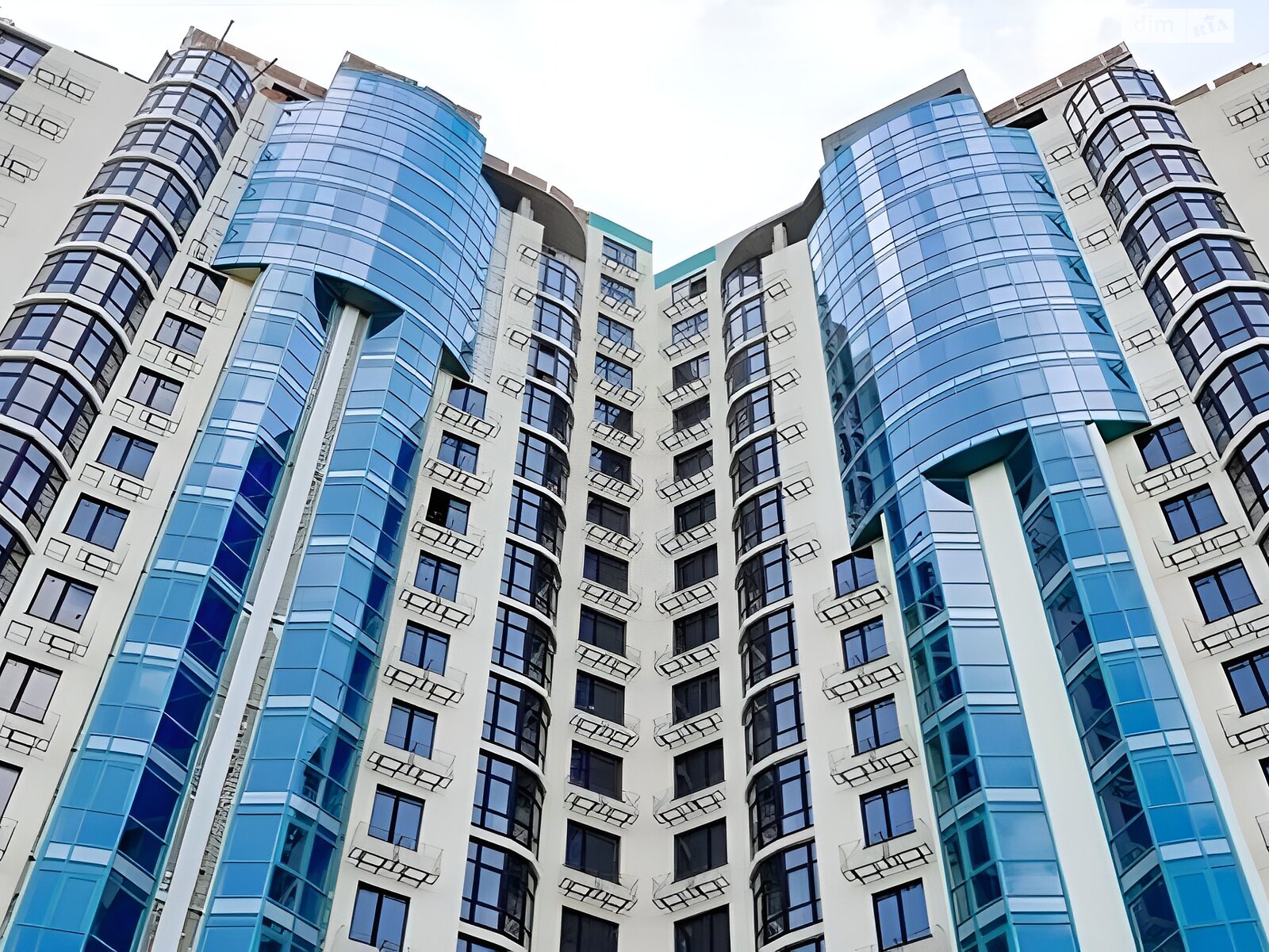 Продажа однокомнатной квартиры в Одессе, на дор. Фонтанская 124, район Большой Фонтан фото 1 Продажа однокомнатной квартиры в Одессе, на дор. Фонтанская 124, район Большой Фонтан фото 1