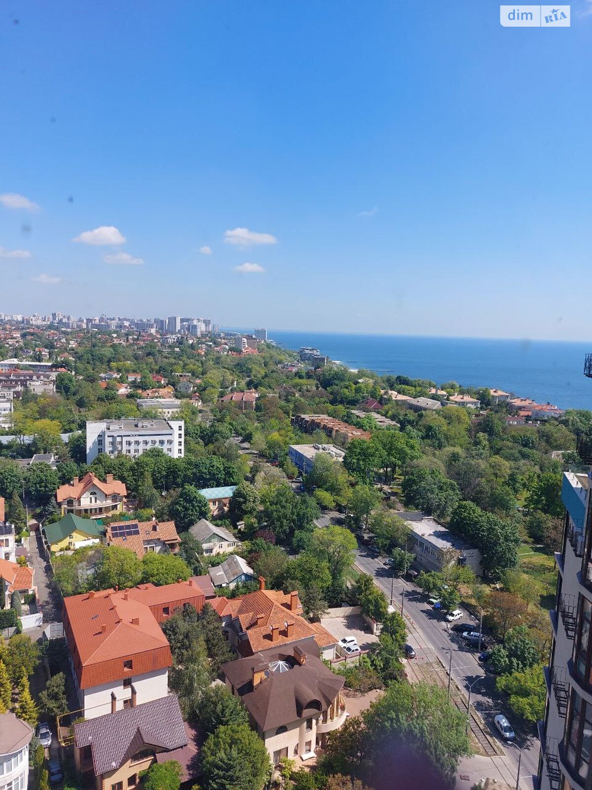 Продаж двокімнатної квартири в Одесі, на дор. Фонтанська, район Київський фото 1 Продаж двокімнатної квартири в Одесі, на дор. Фонтанська, район Київський фото 1