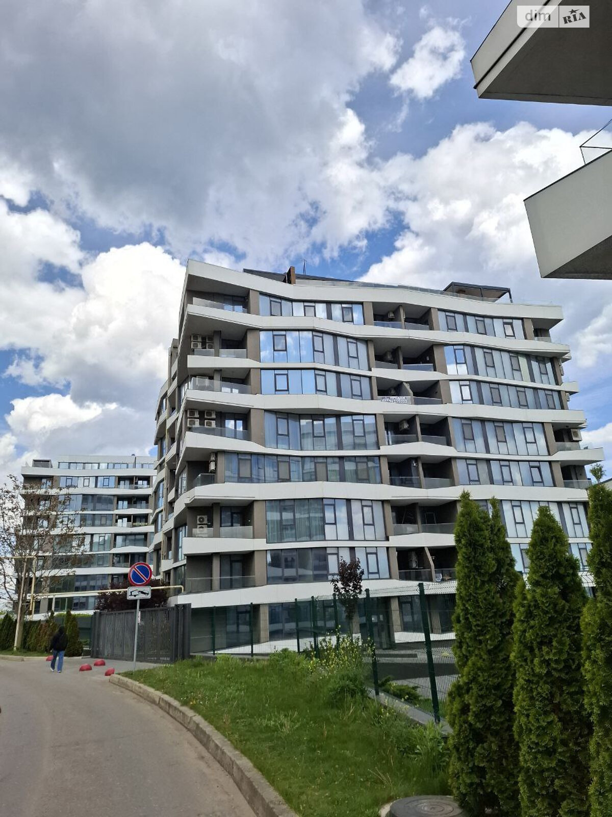Продаж однокімнатної квартири в Одесі, на дор. Фонтанська, район Великий Фонтан фото 1 Продаж однокімнатної квартири в Одесі, на дор. Фонтанська, район Великий Фонтан фото 1