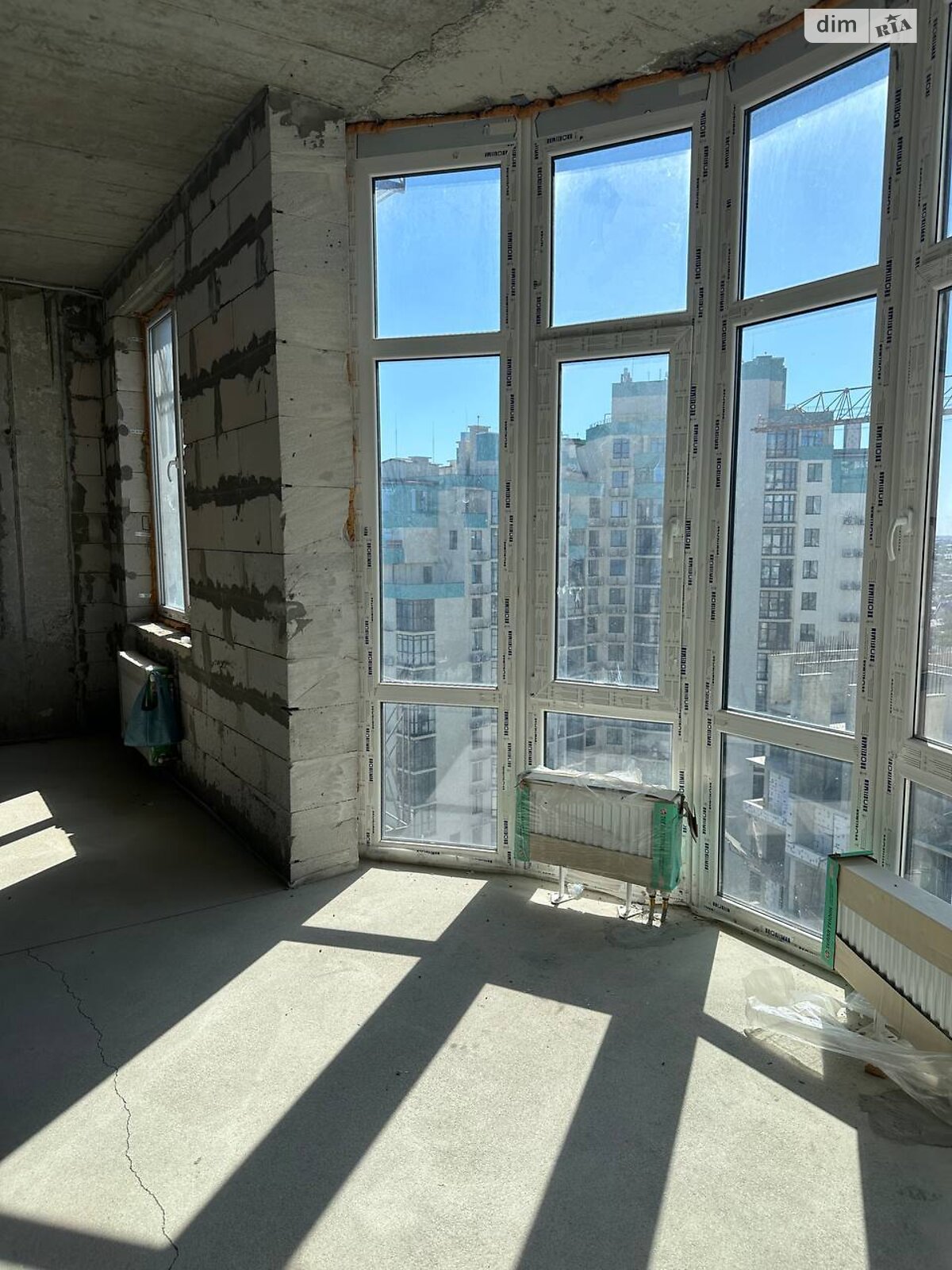 Продаж трикімнатної квартири в Одесі, на дор. Фонтанська, район Великий Фонтан фото 1 Продаж трикімнатної квартири в Одесі, на дор. Фонтанська, район Великий Фонтан фото 1