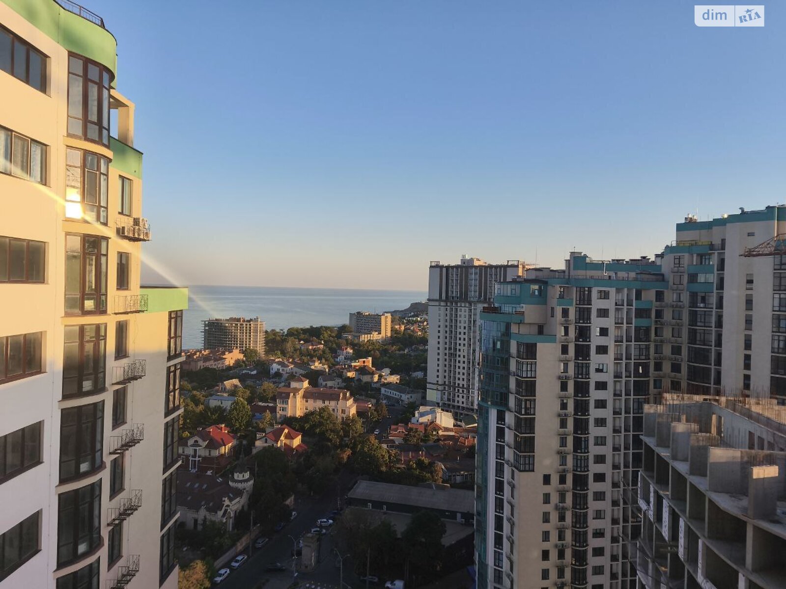 Продаж однокімнатної квартири в Одесі, на дор. Фонтанська, район Великий Фонтан фото 1 Продаж однокімнатної квартири в Одесі, на дор. Фонтанська, район Великий Фонтан фото 1