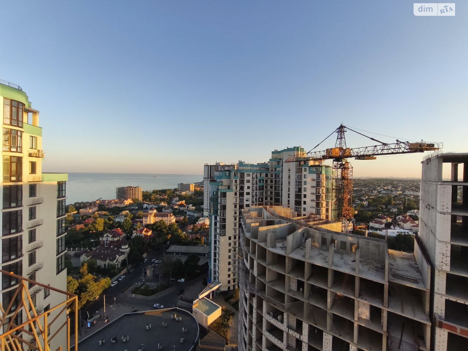 Продаж однокімнатної квартири в Одесі, на дор. Фонтанська, район Великий Фонтан фото 1