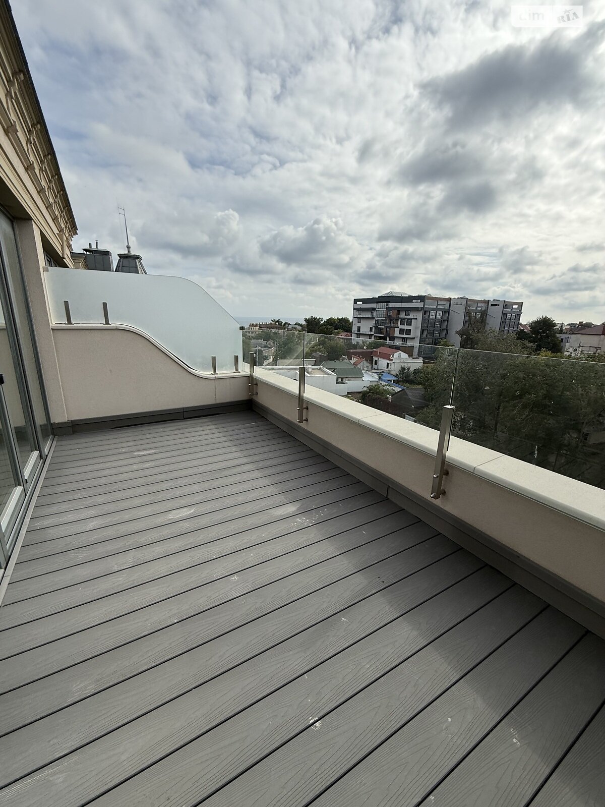 Продажа трехкомнатной квартиры в Одессе, на дор. Фонтанская 64/1, район Большой Фонтан фото 1 Продажа трехкомнатной квартиры в Одессе, на дор. Фонтанская 64/1, район Большой Фонтан фото 1