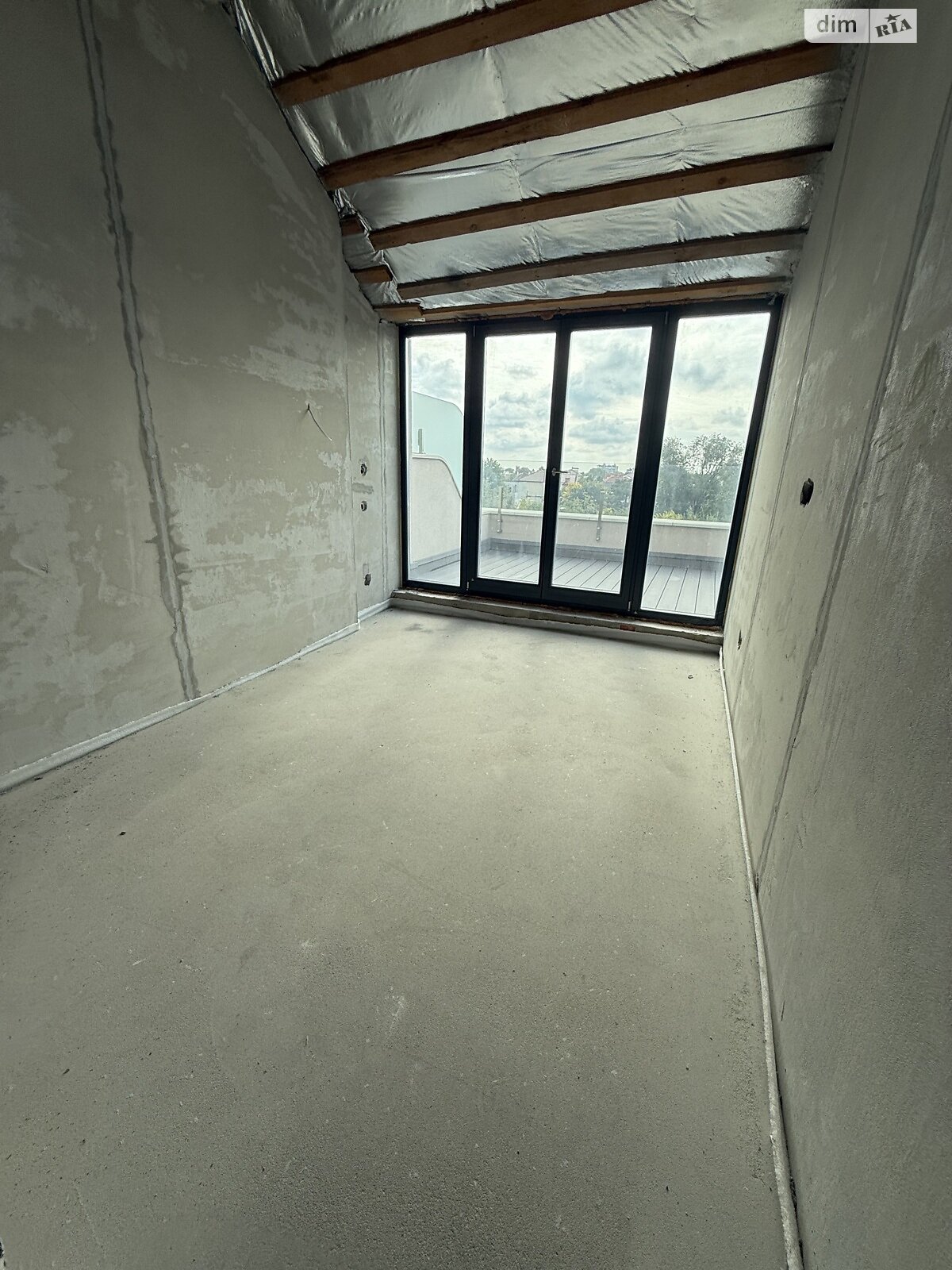 Продажа трехкомнатной квартиры в Одессе, на дор. Фонтанская 64/1, район Большой Фонтан фото 1 Продажа трехкомнатной квартиры в Одессе, на дор. Фонтанская 64/1, район Большой Фонтан фото 1