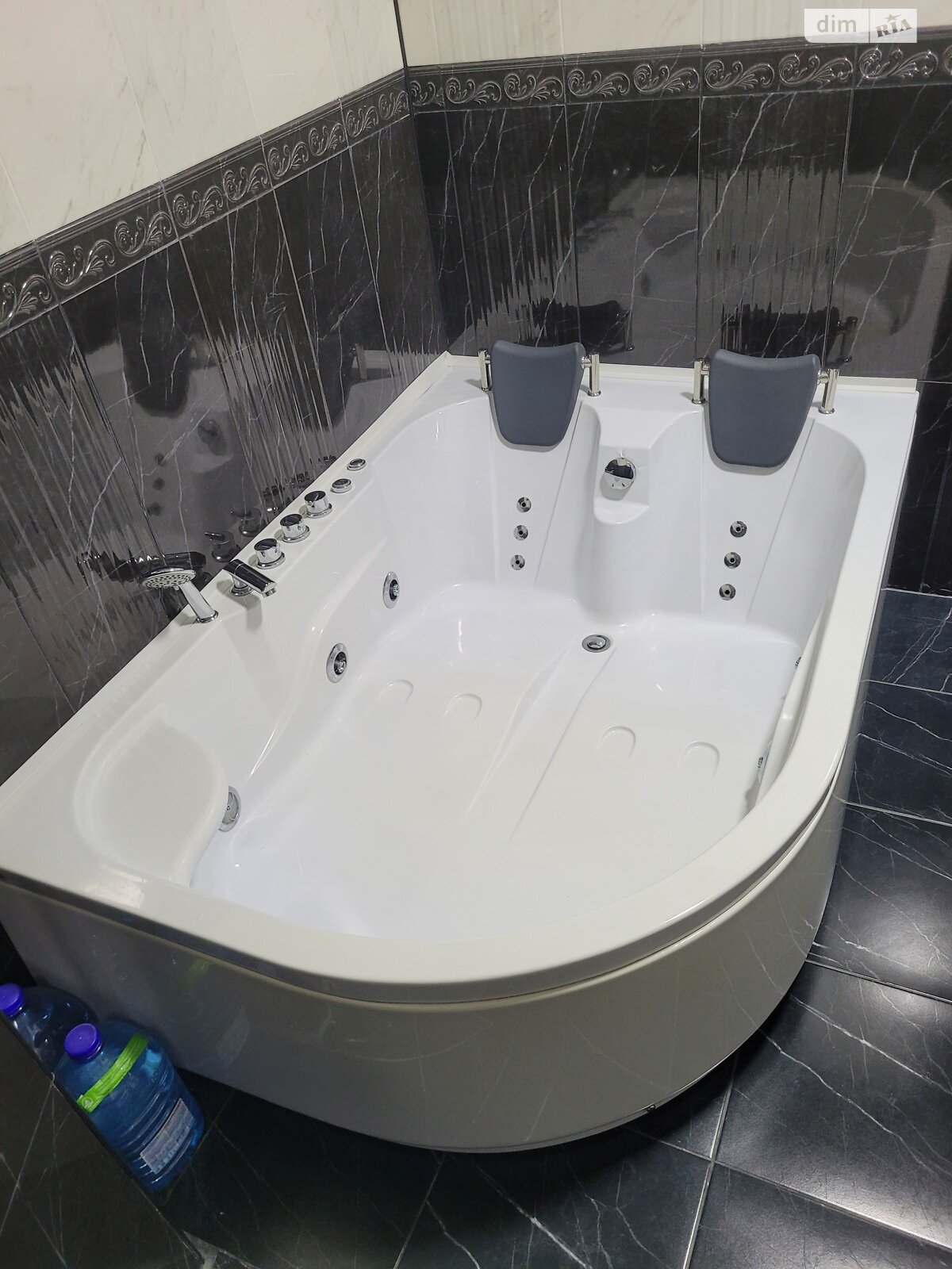 Продаж однокімнатної квартири в Одесі, на дор. Фонтанська 122, район Великий Фонтан фото 1