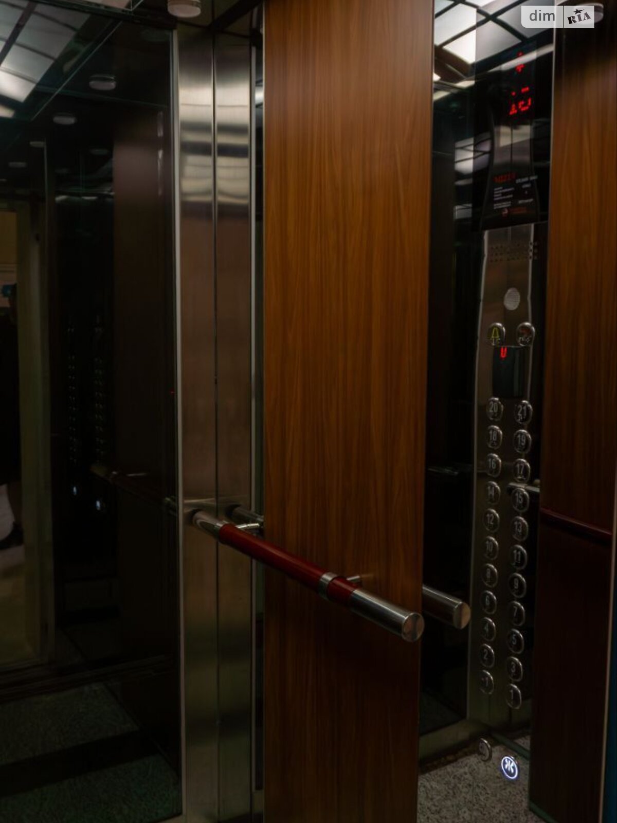 Продаж однокімнатної квартири в Одесі, на дор. Фонтанська 122, район Великий Фонтан фото 1