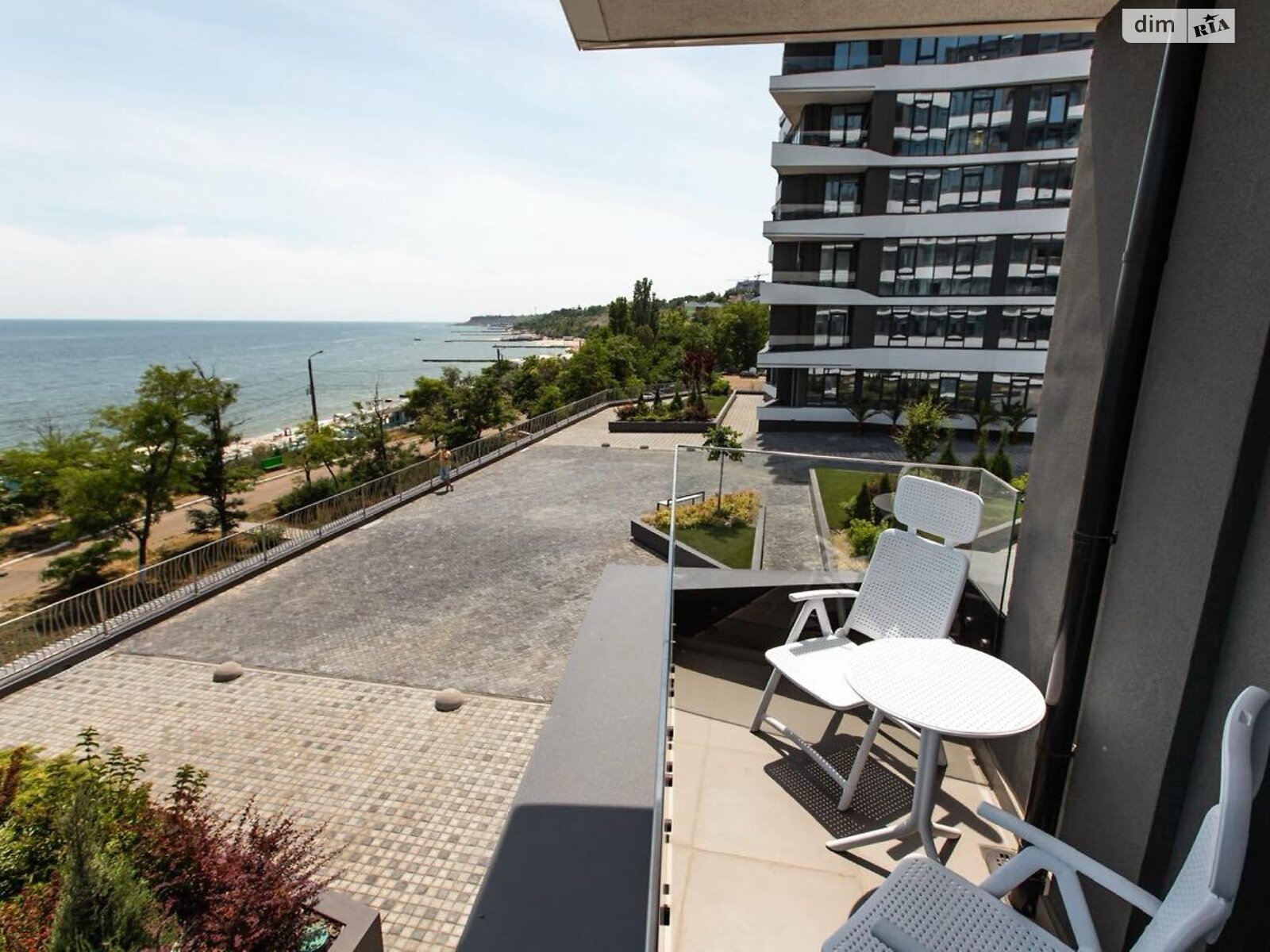 Продаж п`ятикімнатної квартири в Одесі, на дор. Фонтанська 77А, район Великий Фонтан фото 1