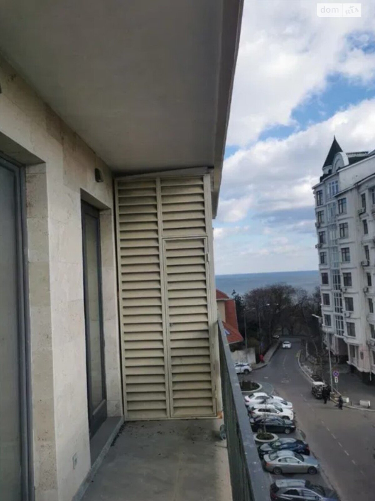 Продажа двухкомнатной квартиры в Одессе, на ул. Вице-адмирала Азарова, район Отрада фото 1