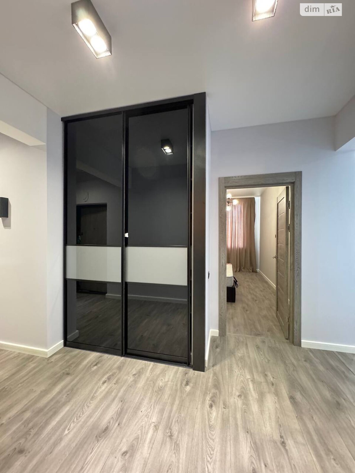 Продажа двухкомнатной квартиры в Одессе, на ул. Костанди 104Б, район Большой Фонтан фото 1