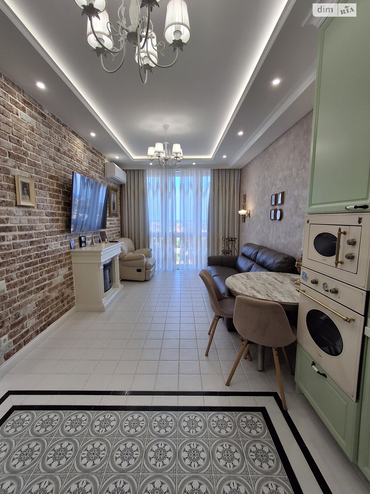 Продажа однокомнатной квартиры в Одессе, на ул. Костанди 104Б, район Большой Фонтан фото 1 Продажа однокомнатной квартиры в Одессе, на ул. Костанди 104Б, район Большой Фонтан фото 1