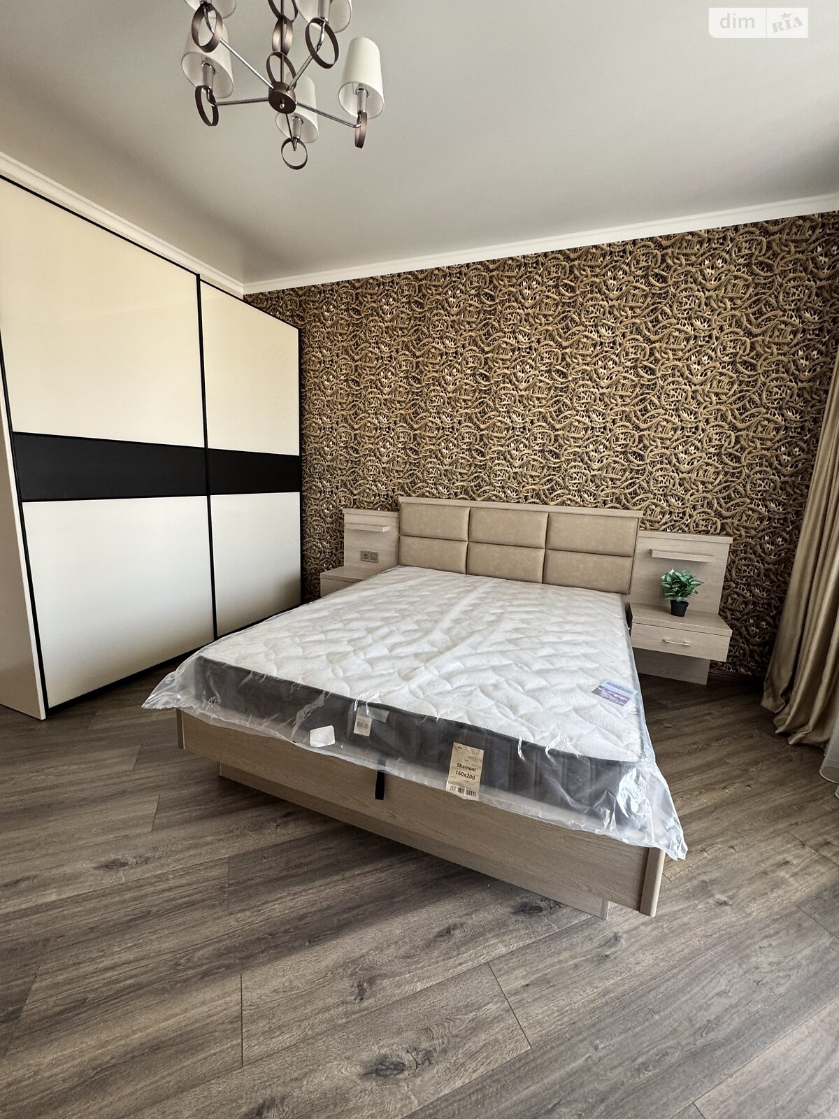 Продажа двухкомнатной квартиры в Одессе, на ул. Костанди 104, район Большой Фонтан фото 1