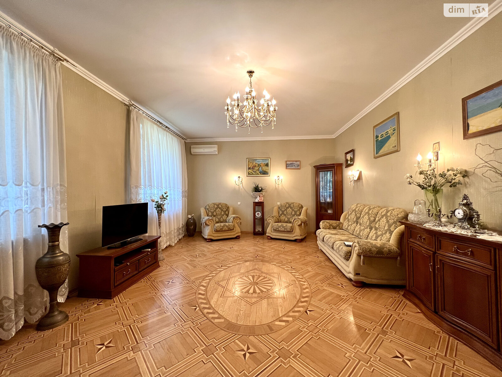 Продаж трикімнатної квартири в Одесі, на вул. Леваневського 2, район Великий Фонтан фото 1