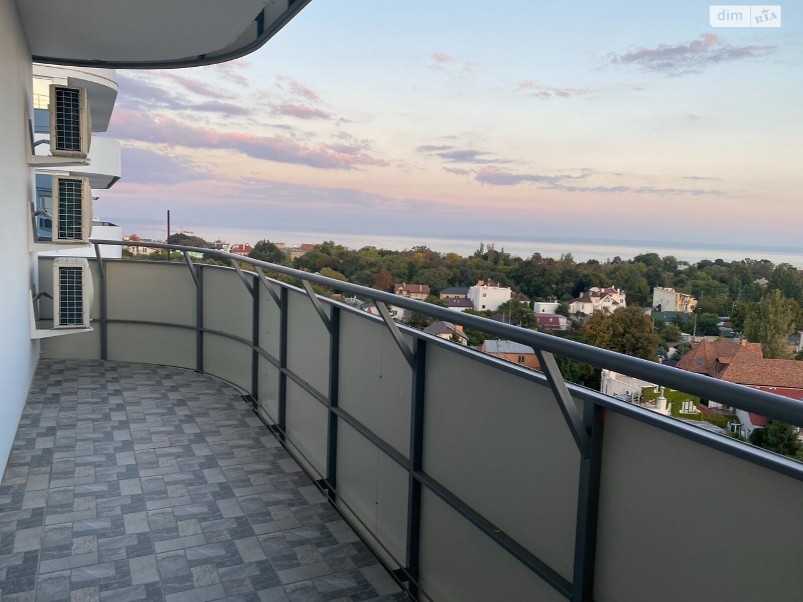 Продаж двокімнатної квартири в Одесі, на вул. Львівська, район Великий Фонтан фото 1 Продаж двокімнатної квартири в Одесі, на вул. Львівська, район Великий Фонтан фото 1