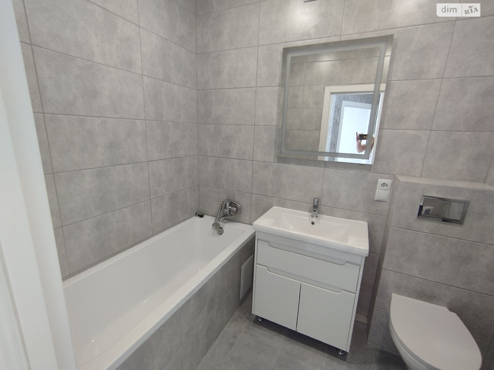 Продажа однокомнатной квартиры в Одессе, на ул. Львовская 15Б, район Большой Фонтан фото 1 Продажа однокомнатной квартиры в Одессе, на ул. Львовская 15Б, район Большой Фонтан фото 1