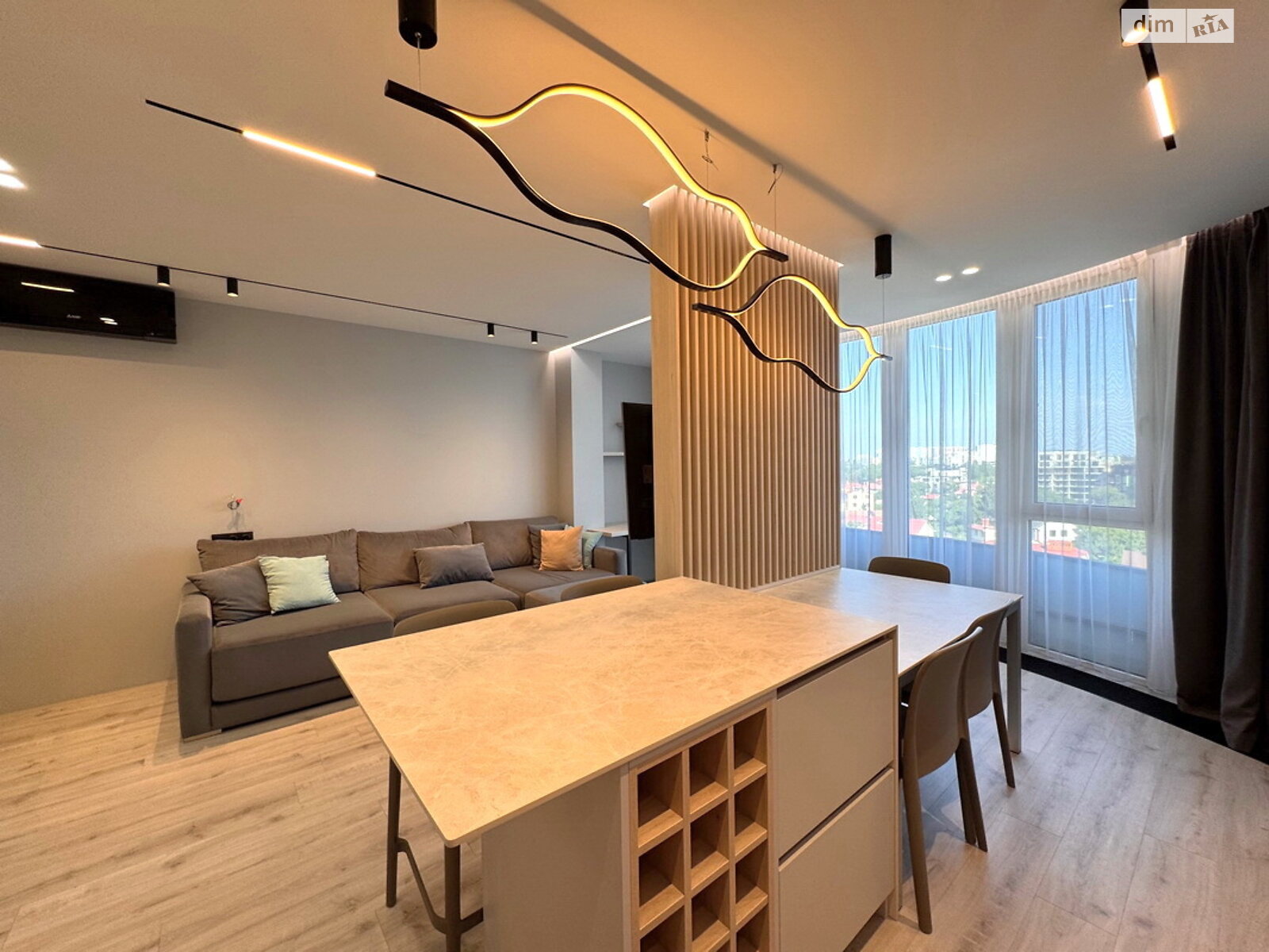 Продажа двухкомнатной квартиры в Одессе, на ул. Львовская 15Б, район Большой Фонтан фото 1 Продажа двухкомнатной квартиры в Одессе, на ул. Львовская 15Б, район Большой Фонтан фото 1