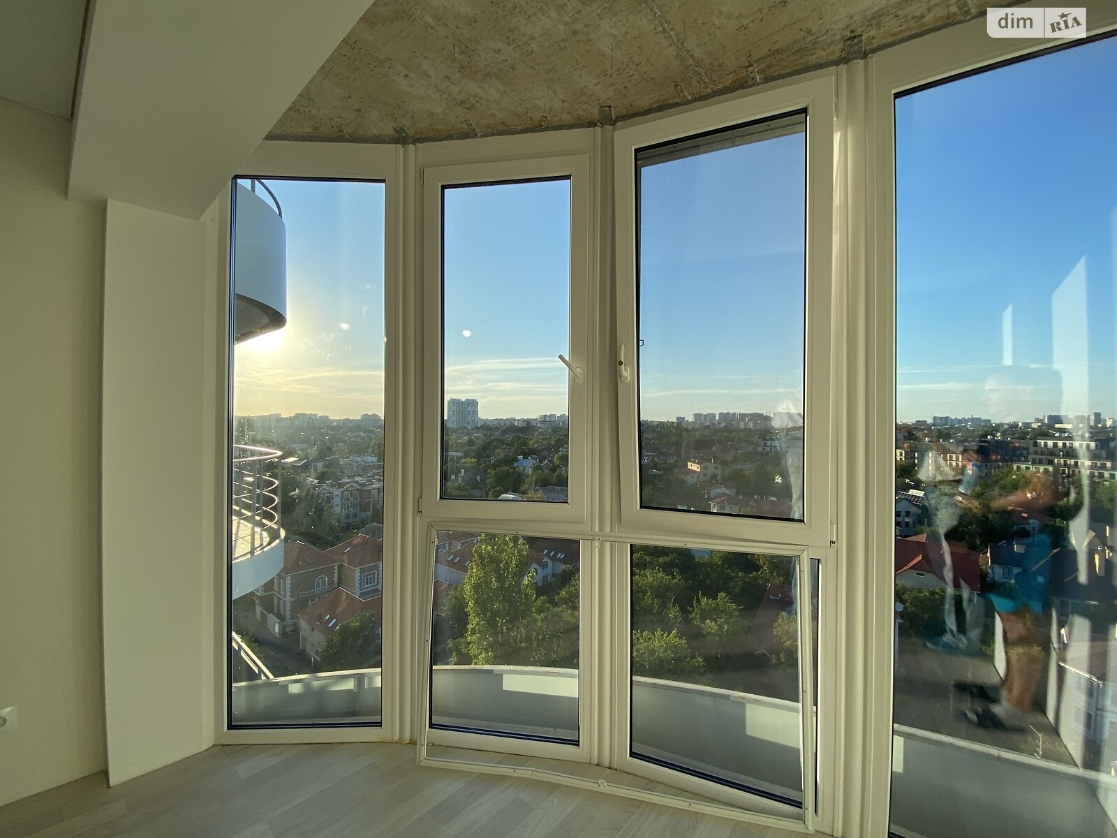 Продажа однокомнатной квартиры в Одессе, на ул. Львовская, район Большой Фонтан фото 1 Продажа однокомнатной квартиры в Одессе, на ул. Львовская, район Большой Фонтан фото 1