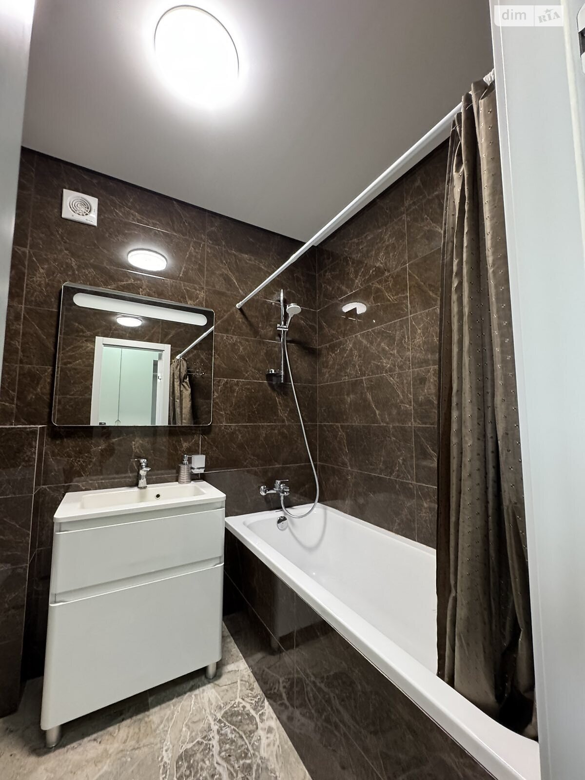 Продажа однокомнатной квартиры в Одессе, на ул. Львовская 15Б, район Киевский фото 1 Продажа однокомнатной квартиры в Одессе, на ул. Львовская 15Б, район Киевский фото 1