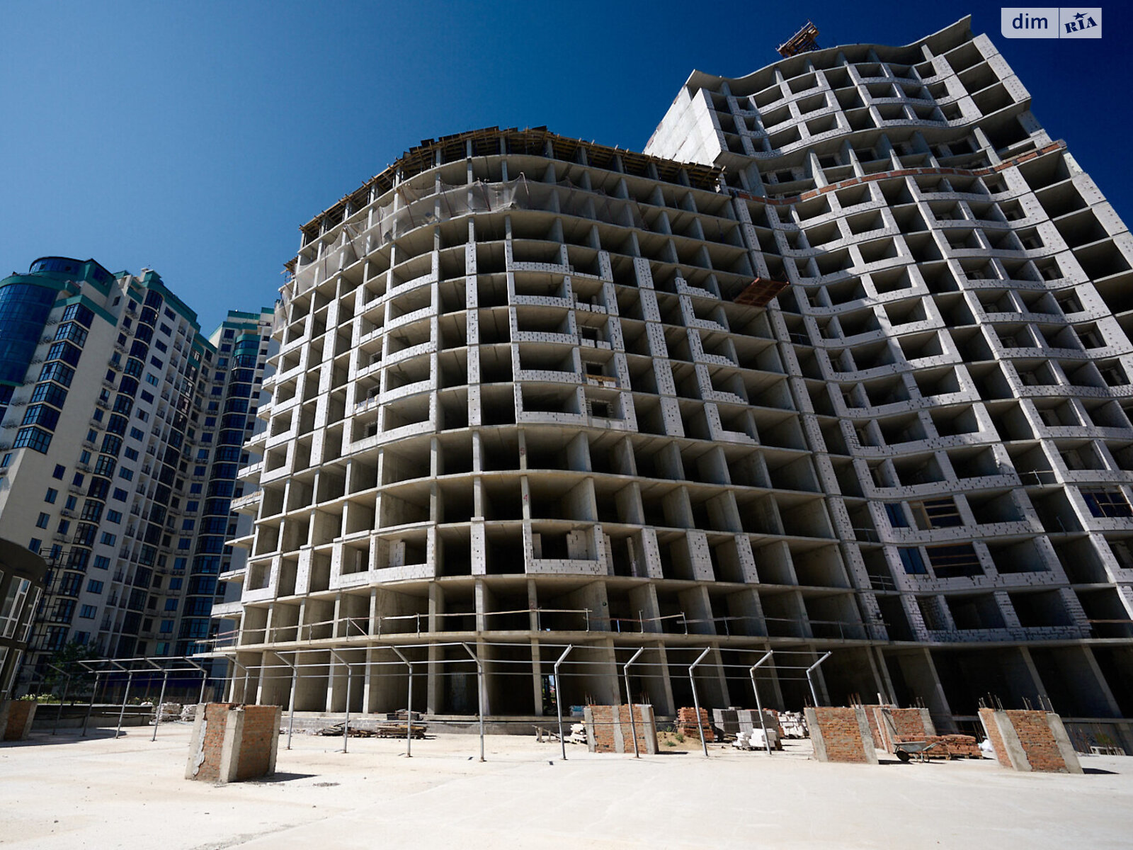 Продаж двокімнатної квартири в Одесі, на дор. Фонтанська 118А, район Великий Фонтан фото 1