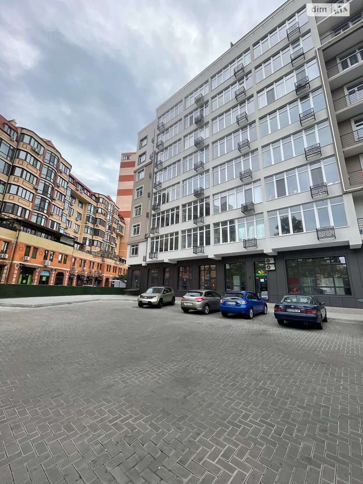 Продаж однокімнатної квартири в Одесі, на вул. Сегедська, район Великий Фонтан фото 1 Продаж однокімнатної квартири в Одесі, на вул. Сегедська, район Великий Фонтан фото 1
