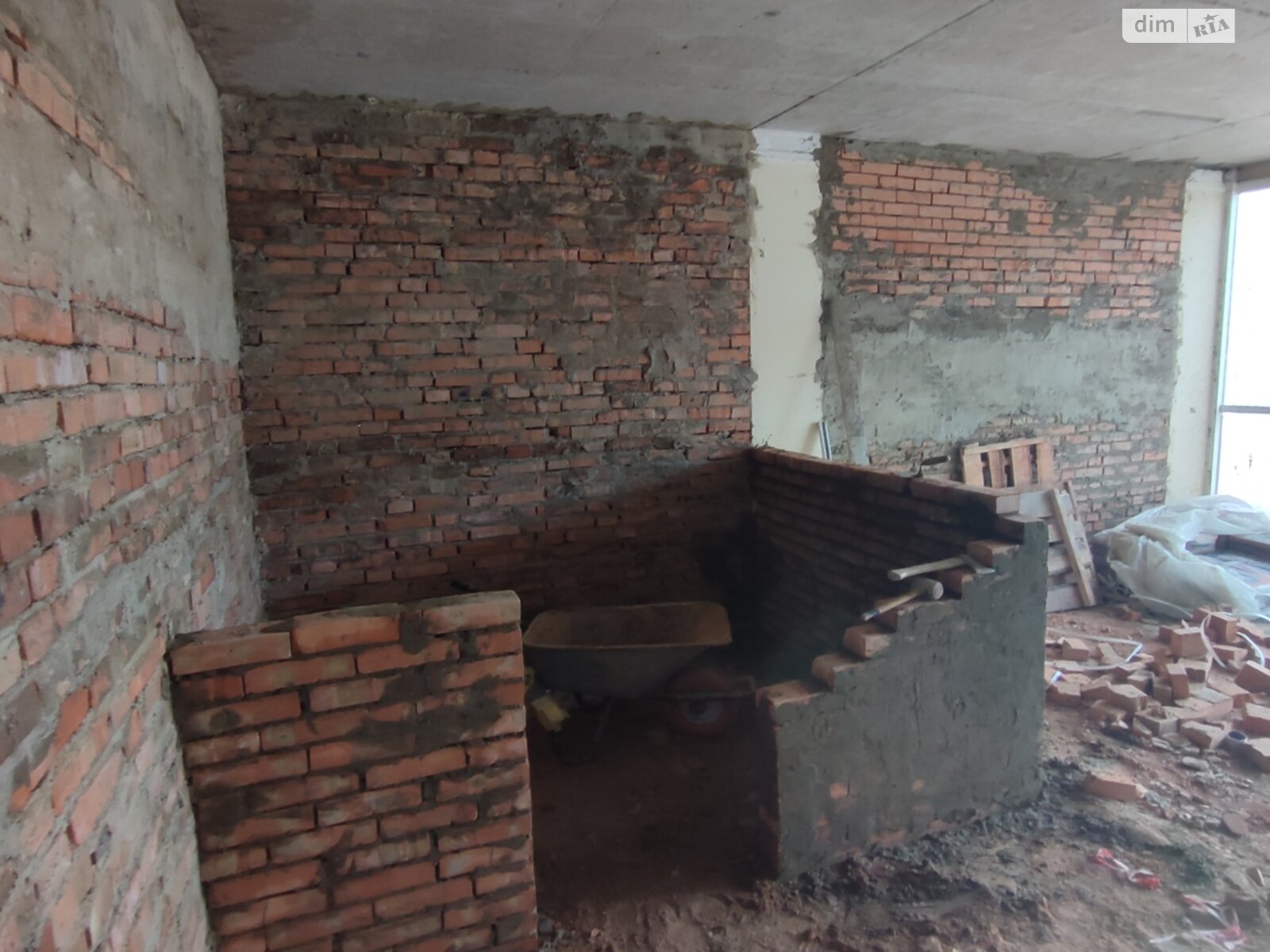 Продаж однокімнатної квартири в Одесі, на вул. Таїрова, район Великий Фонтан фото 1 Продаж однокімнатної квартири в Одесі, на вул. Таїрова, район Великий Фонтан фото 1