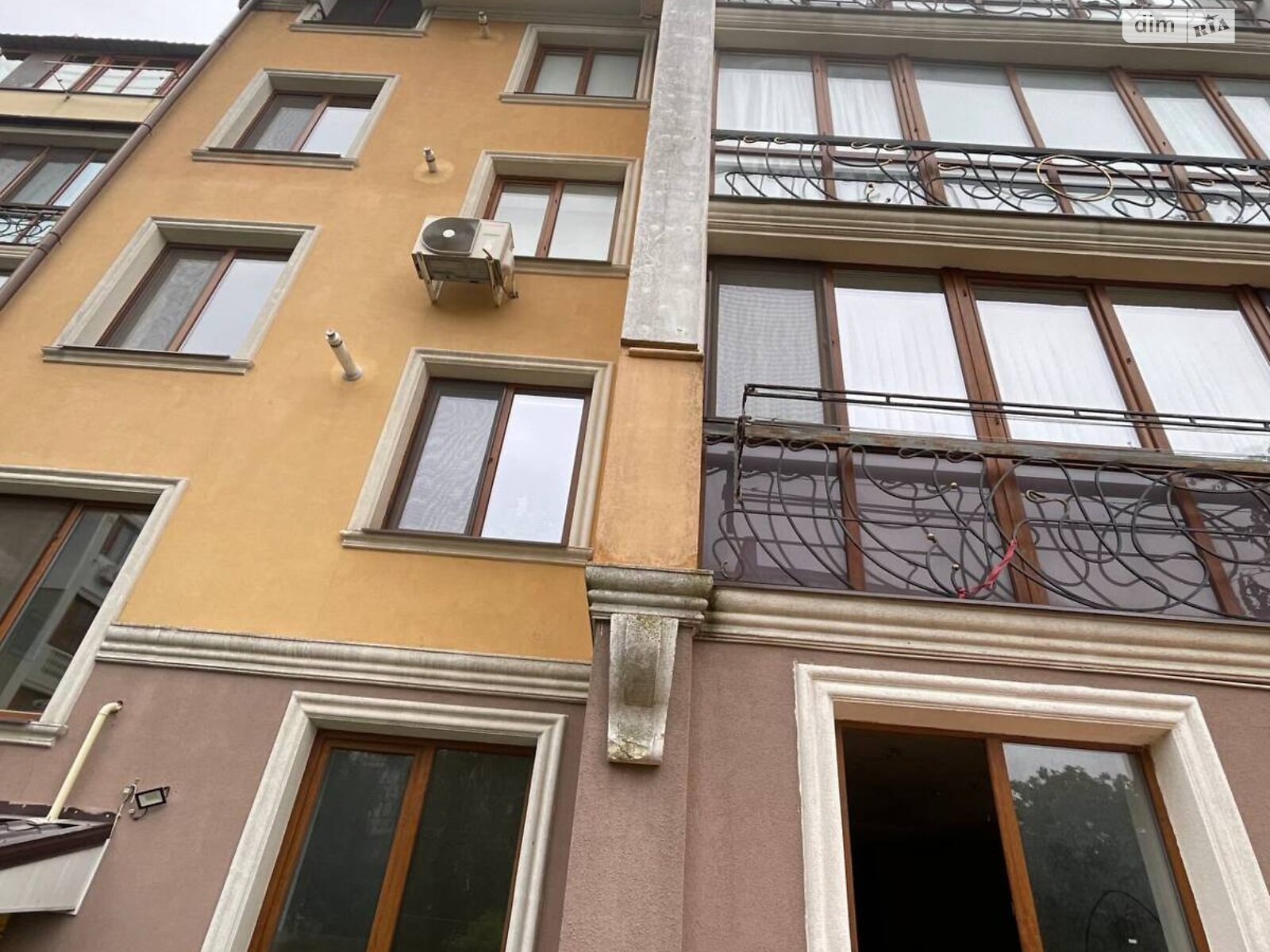 Продаж однокімнатної квартири в Одесі, на вул. Таїрова, район Великий Фонтан фото 1 Продаж однокімнатної квартири в Одесі, на вул. Таїрова, район Великий Фонтан фото 1