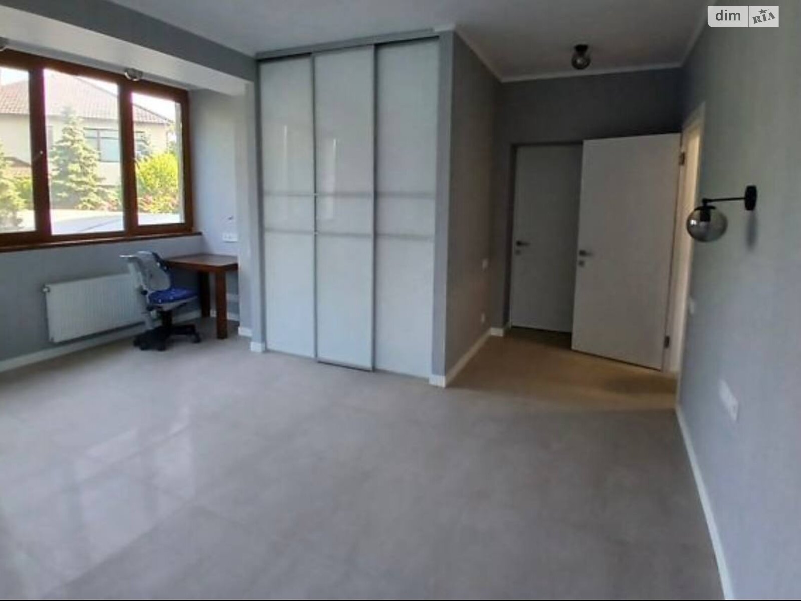 Продаж трикімнатної квартири в Одесі, на вул. Таїрова 6, район Великий Фонтан фото 1 Продаж трикімнатної квартири в Одесі, на вул. Таїрова 6, район Великий Фонтан фото 1