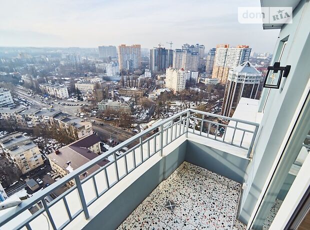 Продажа трехкомнатной квартиры в Одессе, на пр.Гагарина 19 район Большой Фонтан фото 1 Продажа трехкомнатной квартиры в Одессе, на пр.Гагарина 19 район Большой Фонтан фото 1