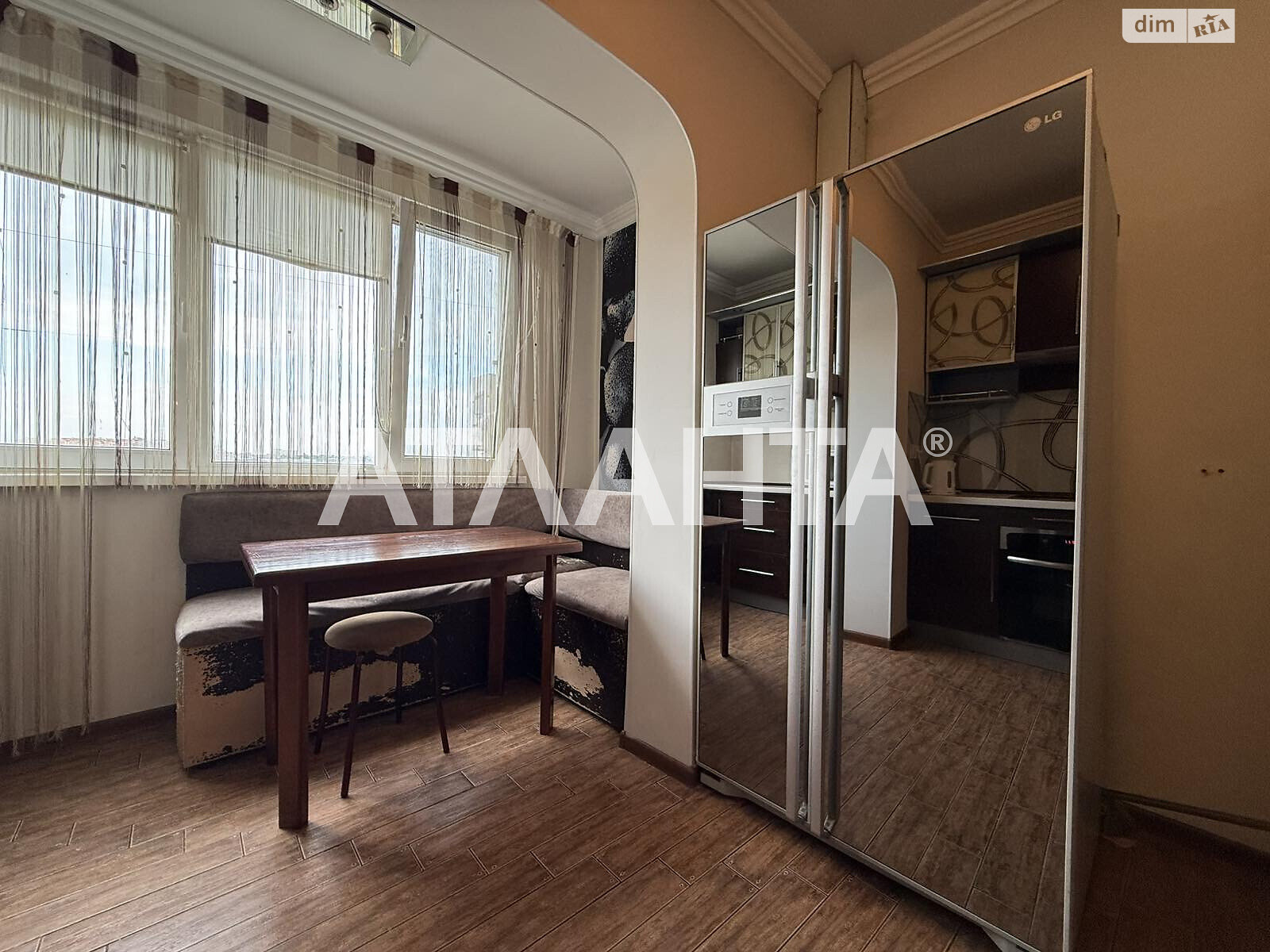 Продаж трикімнатної квартири в Одесі, на вул. Бугаївська, район Бугаївка фото 1 Продаж трикімнатної квартири в Одесі, на вул. Бугаївська, район Бугаївка фото 1