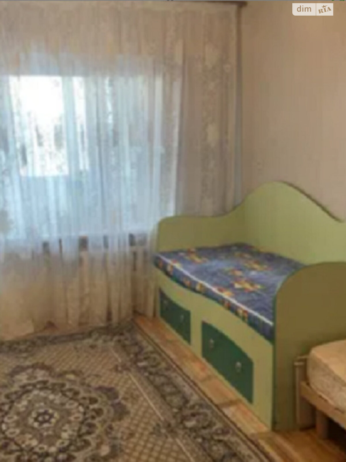 Продажа четырехкомнатной квартиры в Одессе, на ул. Академика Филатова, район Черемушки фото 1 Продажа четырехкомнатной квартиры в Одессе, на ул. Академика Филатова, район Черемушки фото 1