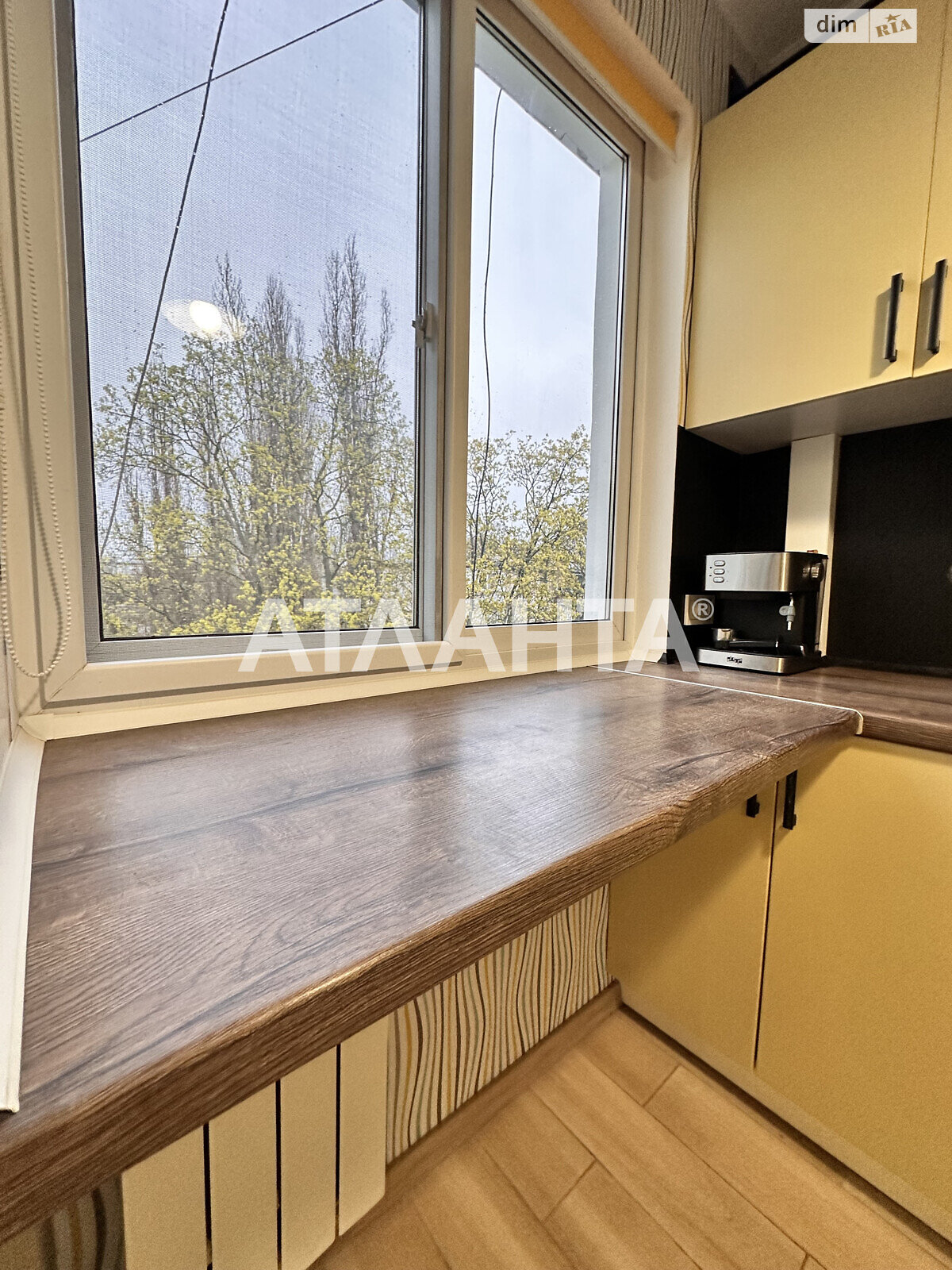 Продаж трикімнатної квартири в Одесі, на вул. Академіка Філатова, район Черемушки фото 1 Продаж трикімнатної квартири в Одесі, на вул. Академіка Філатова, район Черемушки фото 1