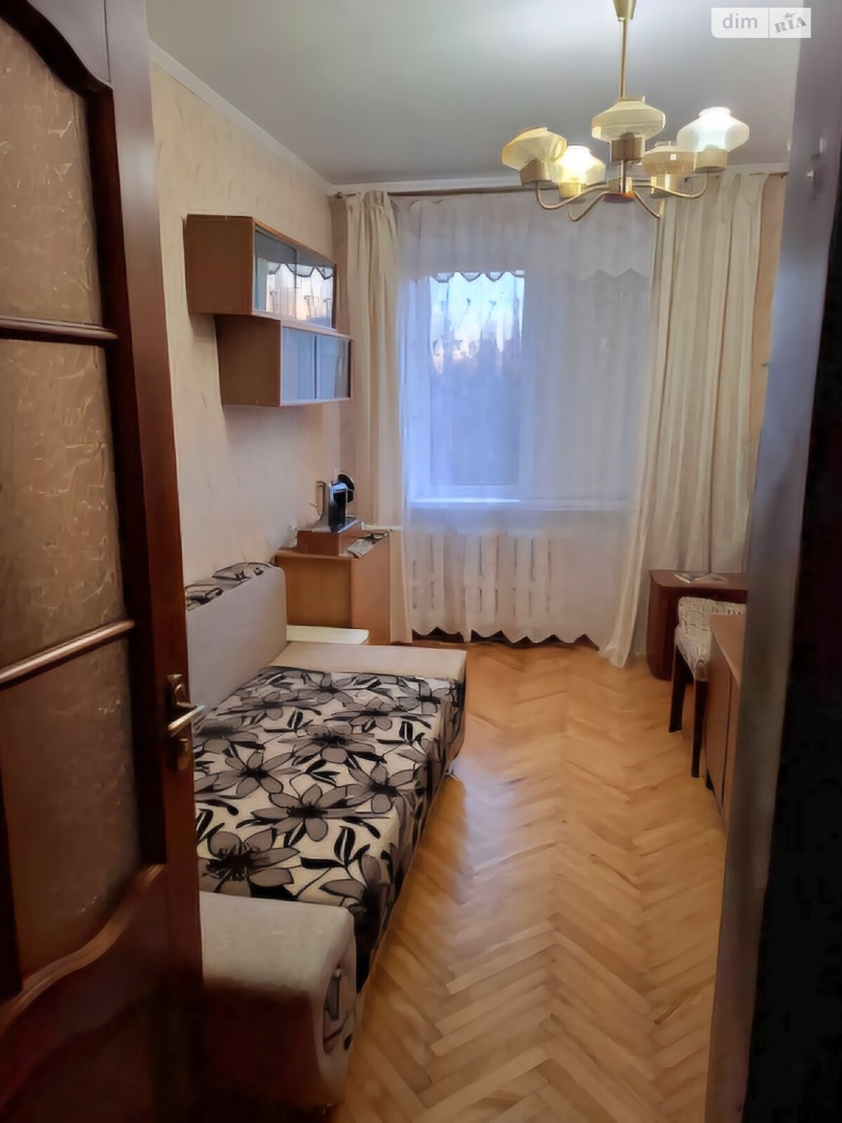 Продаж трикімнатної квартири в Одесі, на вул. Академіка Філатова, район Черемушки фото 1 Продаж трикімнатної квартири в Одесі, на вул. Академіка Філатова, район Черемушки фото 1