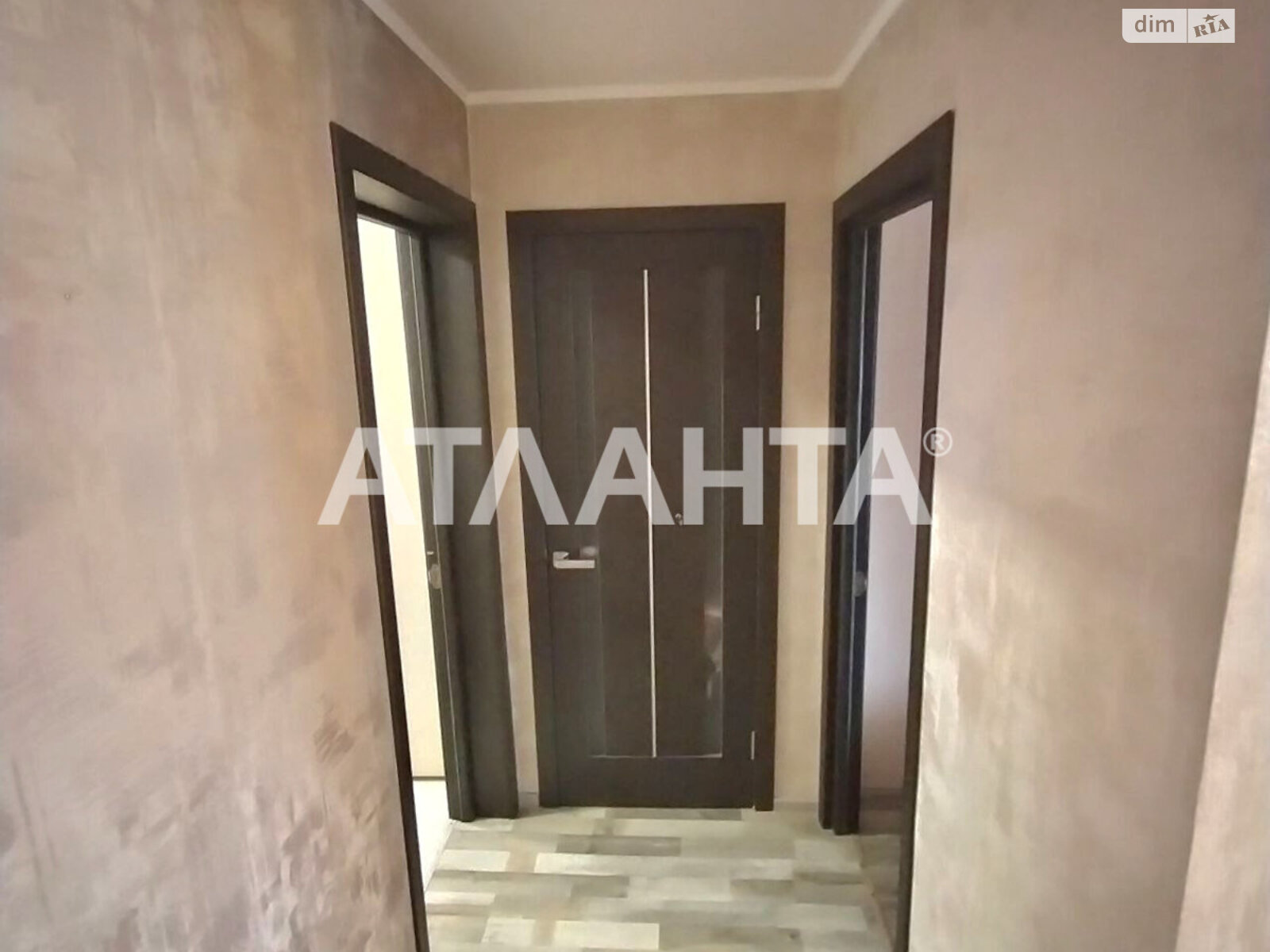 Продажа трехкомнатной квартиры в Одессе, на ул. Академика Филатова, район Черемушки фото 1 Продажа трехкомнатной квартиры в Одессе, на ул. Академика Филатова, район Черемушки фото 1