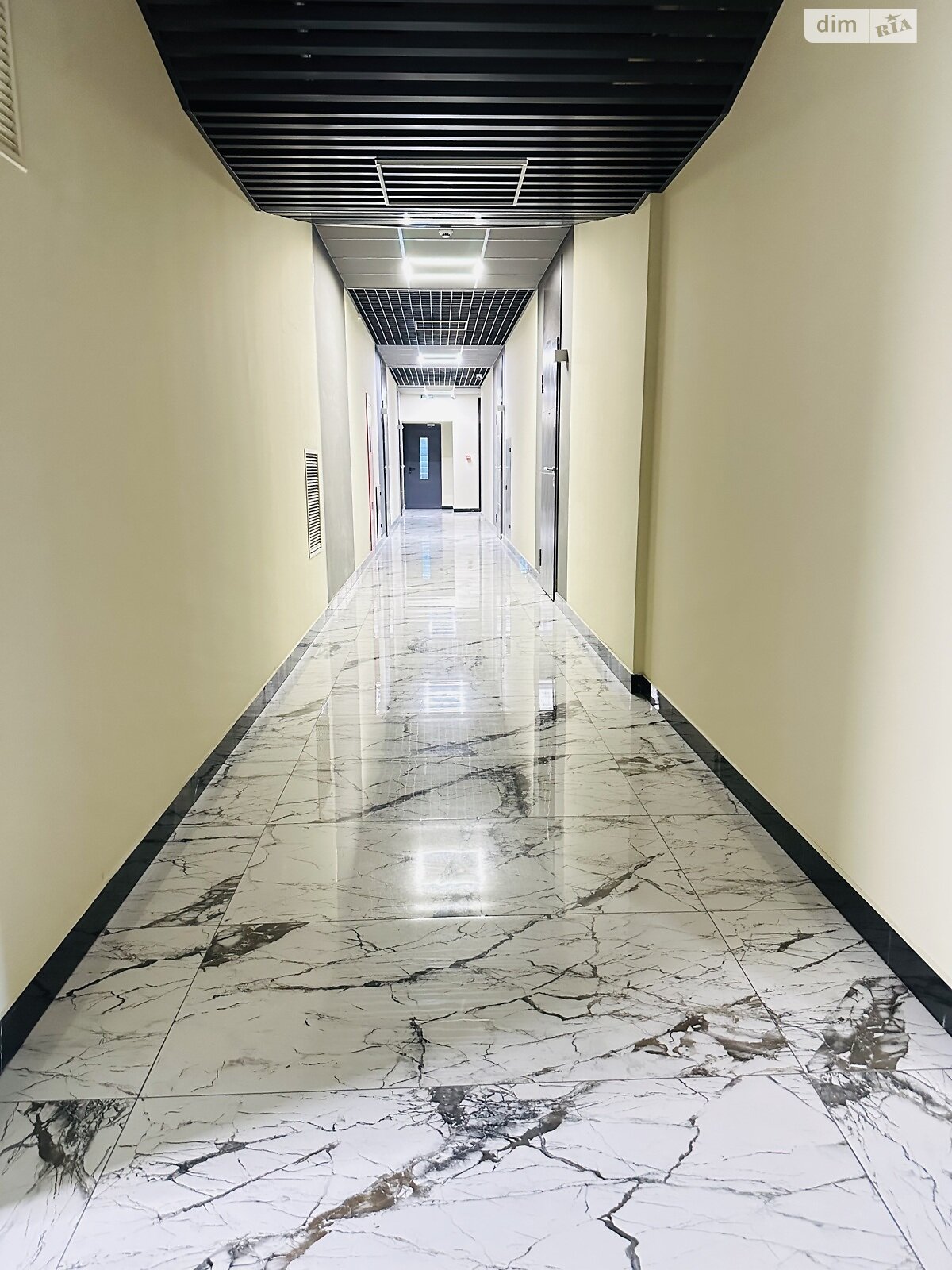 Продаж однокімнатної квартири в Одесі, на вул. Академіка Філатова 2 корпус 1, район Черемушки фото 1