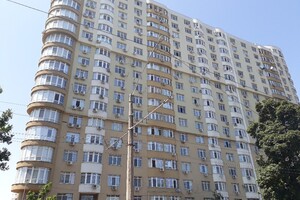 Продажа трехкомнатной квартиры в Одессе, на ул. Якова Бреуса, район Черемушки фото 2