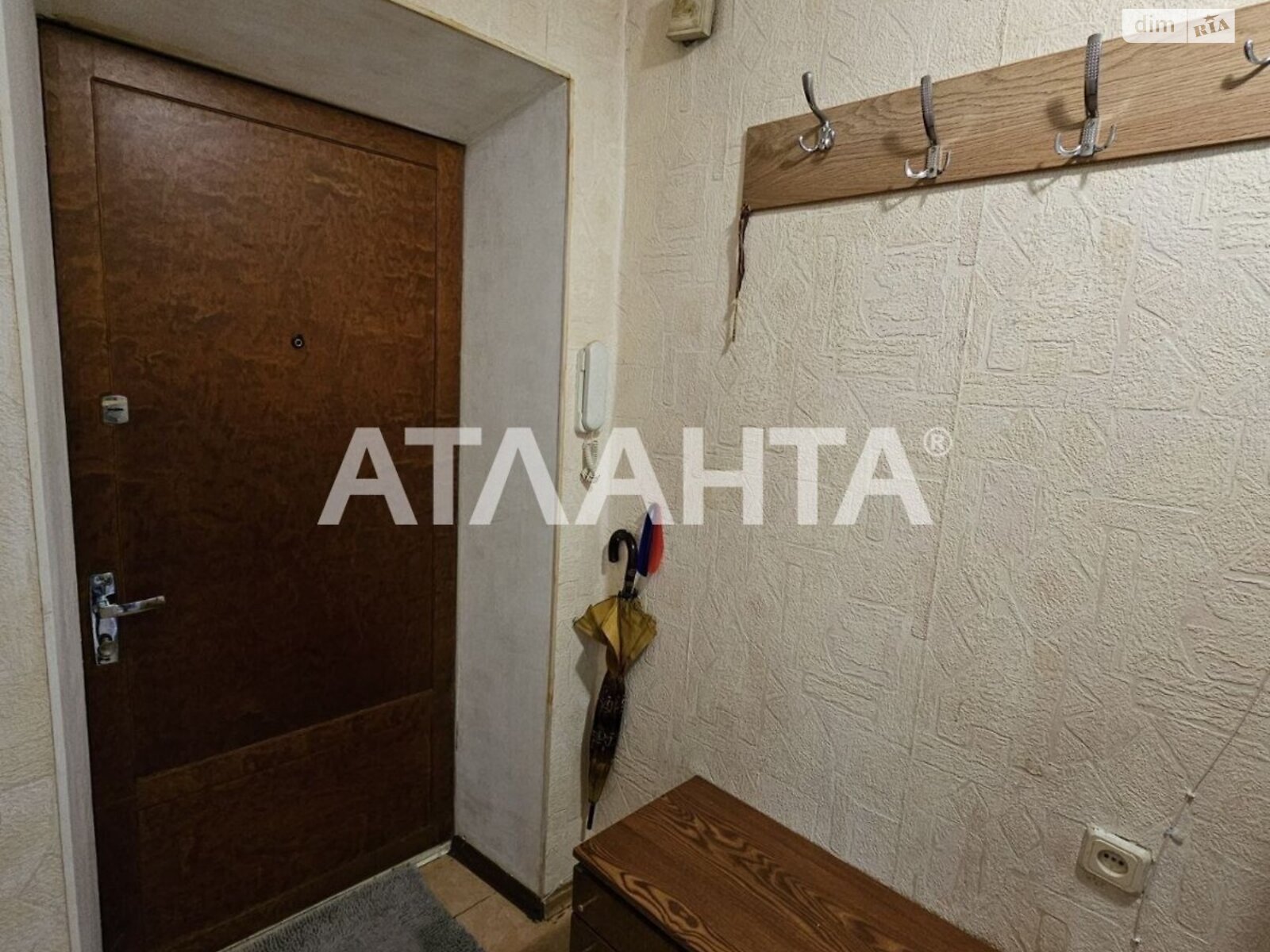 Продаж однокімнатної квартири в Одесі, на вул. Євгена Танцюри, район Черемушки фото 1 Продаж однокімнатної квартири в Одесі, на вул. Євгена Танцюри, район Черемушки фото 1