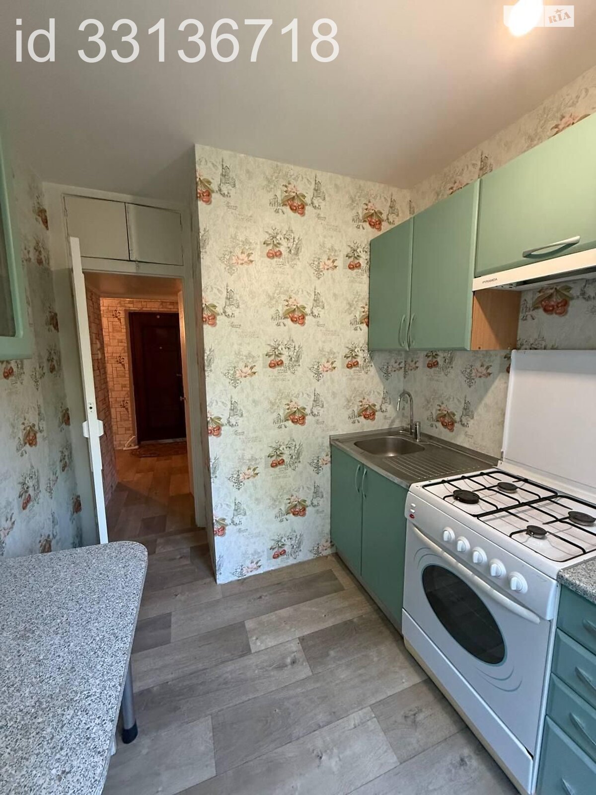 Продаж чотирикімнатної квартири в Одесі, на вул. Євгена Танцюри 76, район Черемушки фото 1 Продаж чотирикімнатної квартири в Одесі, на вул. Євгена Танцюри 76, район Черемушки фото 1