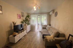 Продажа однокомнатной квартиры в Одессе, на ул. Евгения Танцюры 27 корпус 3, район Черемушки фото 2