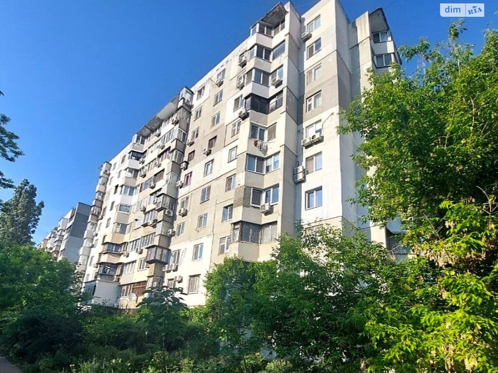 Продаж трикімнатної квартири в Одесі, на вул. Євгена Танцюри 74/2, район Черемушки фото 1 Продаж трикімнатної квартири в Одесі, на вул. Євгена Танцюри 74/2, район Черемушки фото 1