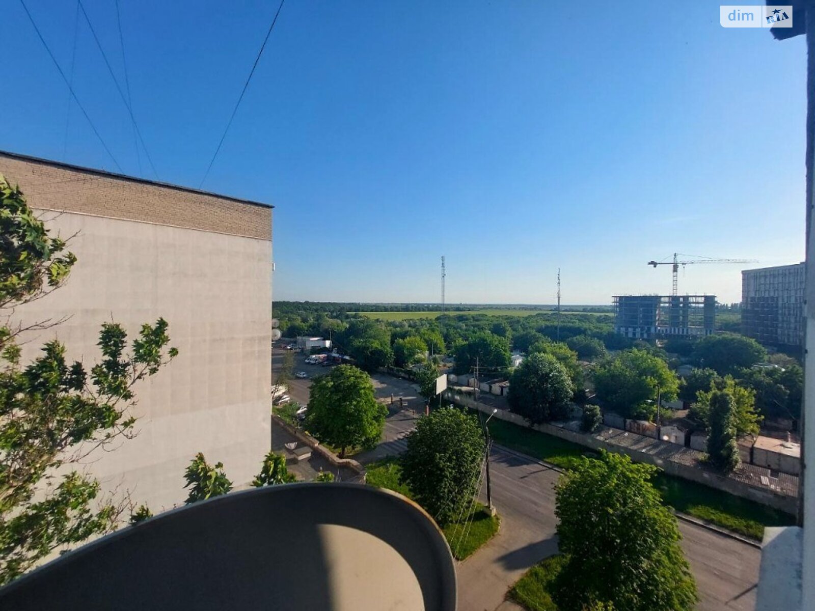 Продаж трикімнатної квартири в Одесі, на вул. Євгена Танцюри 74/2, район Черемушки фото 1 Продаж трикімнатної квартири в Одесі, на вул. Євгена Танцюри 74/2, район Черемушки фото 1