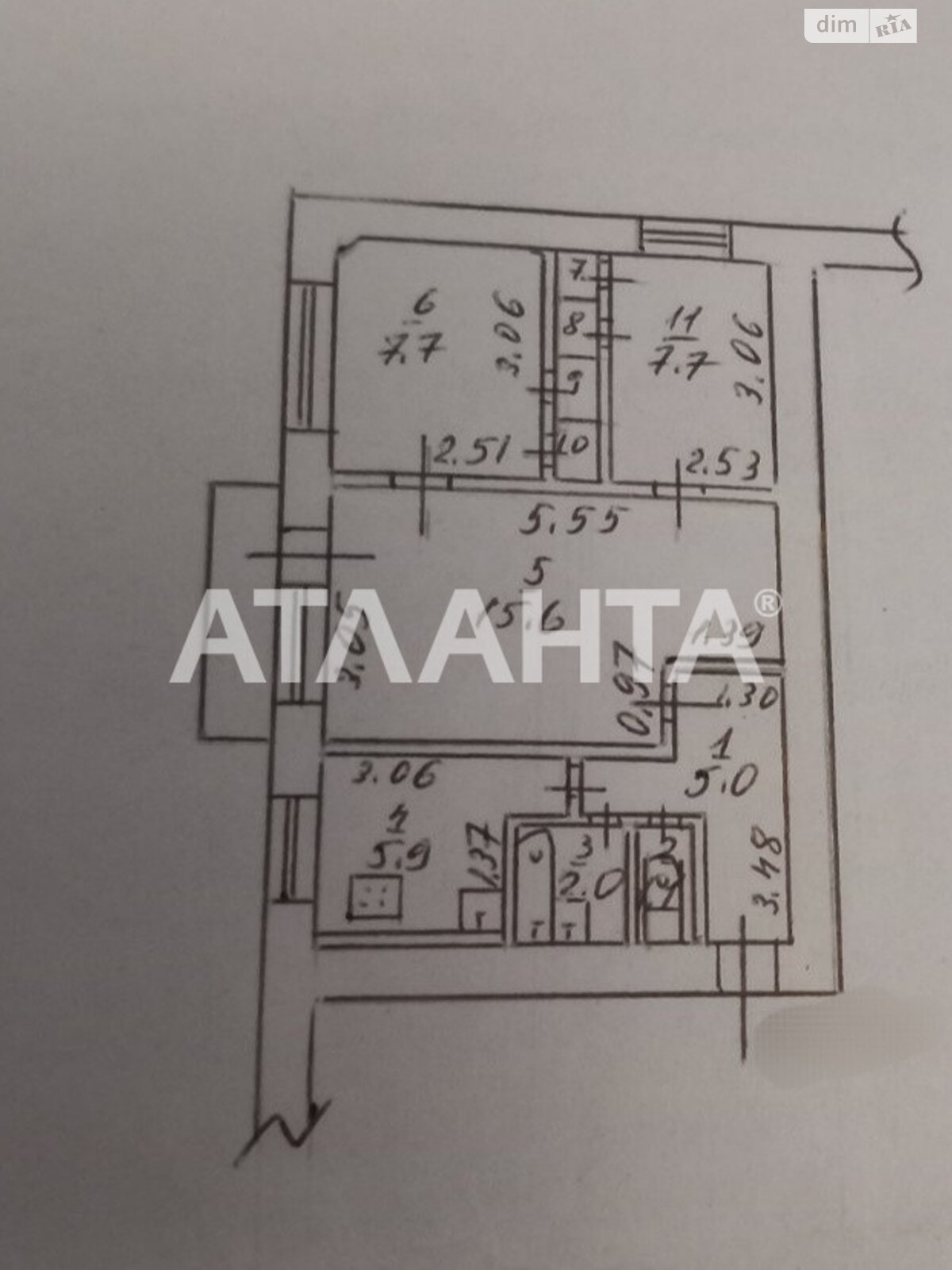 Продажа трехкомнатной квартиры в Одессе, на ул. Героев Крут, район Черемушки фото 1