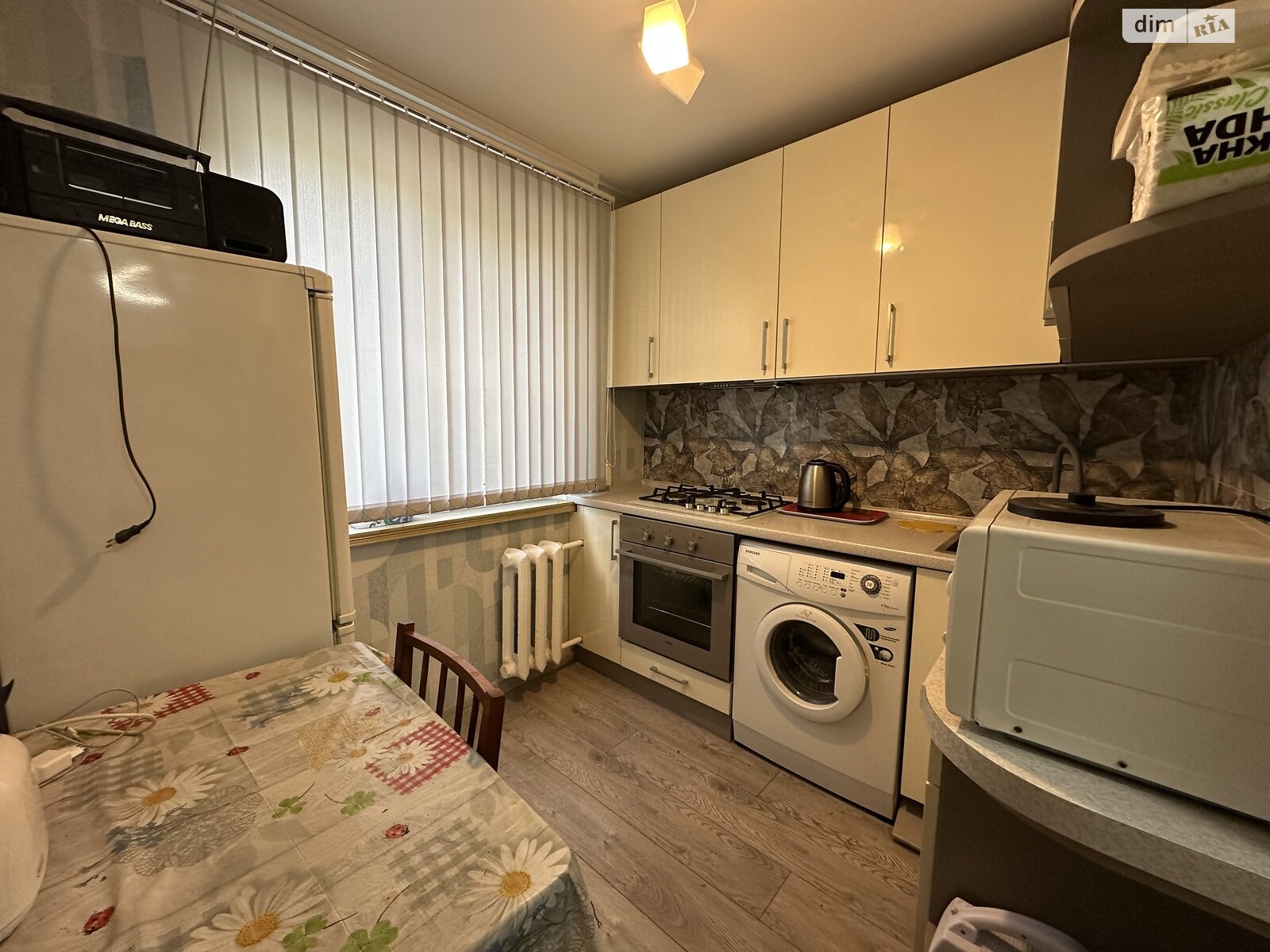 Продаж двокімнатної квартири в Одесі, на вул. Героїв Крут, район Черемушки фото 1 Продаж двокімнатної квартири в Одесі, на вул. Героїв Крут, район Черемушки фото 1