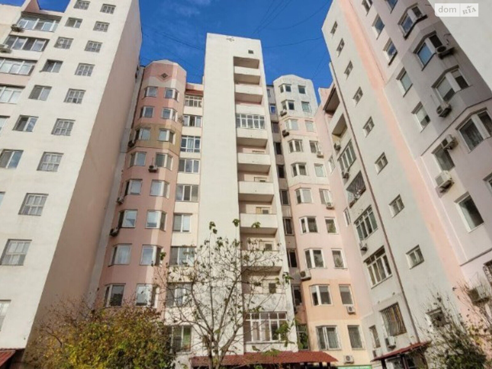 Продажа трехкомнатной квартиры в Одессе, на пер. Хвойный 8А, район Черемушки фото 1