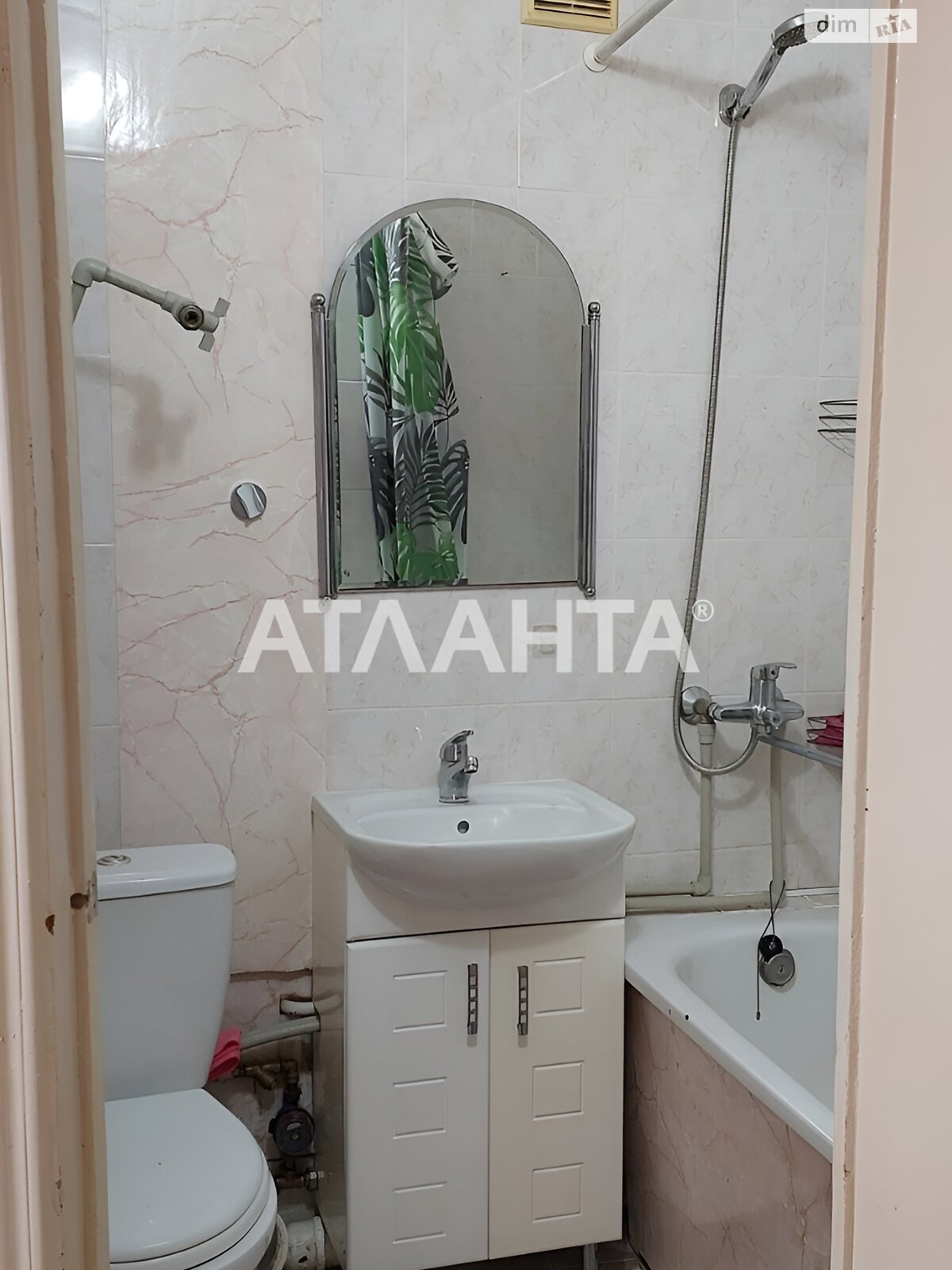 Продажа однокомнатной квартиры в Одессе, на ул. Ицхака Рабина, район Черемушки фото 1 Продажа однокомнатной квартиры в Одессе, на ул. Ицхака Рабина, район Черемушки фото 1