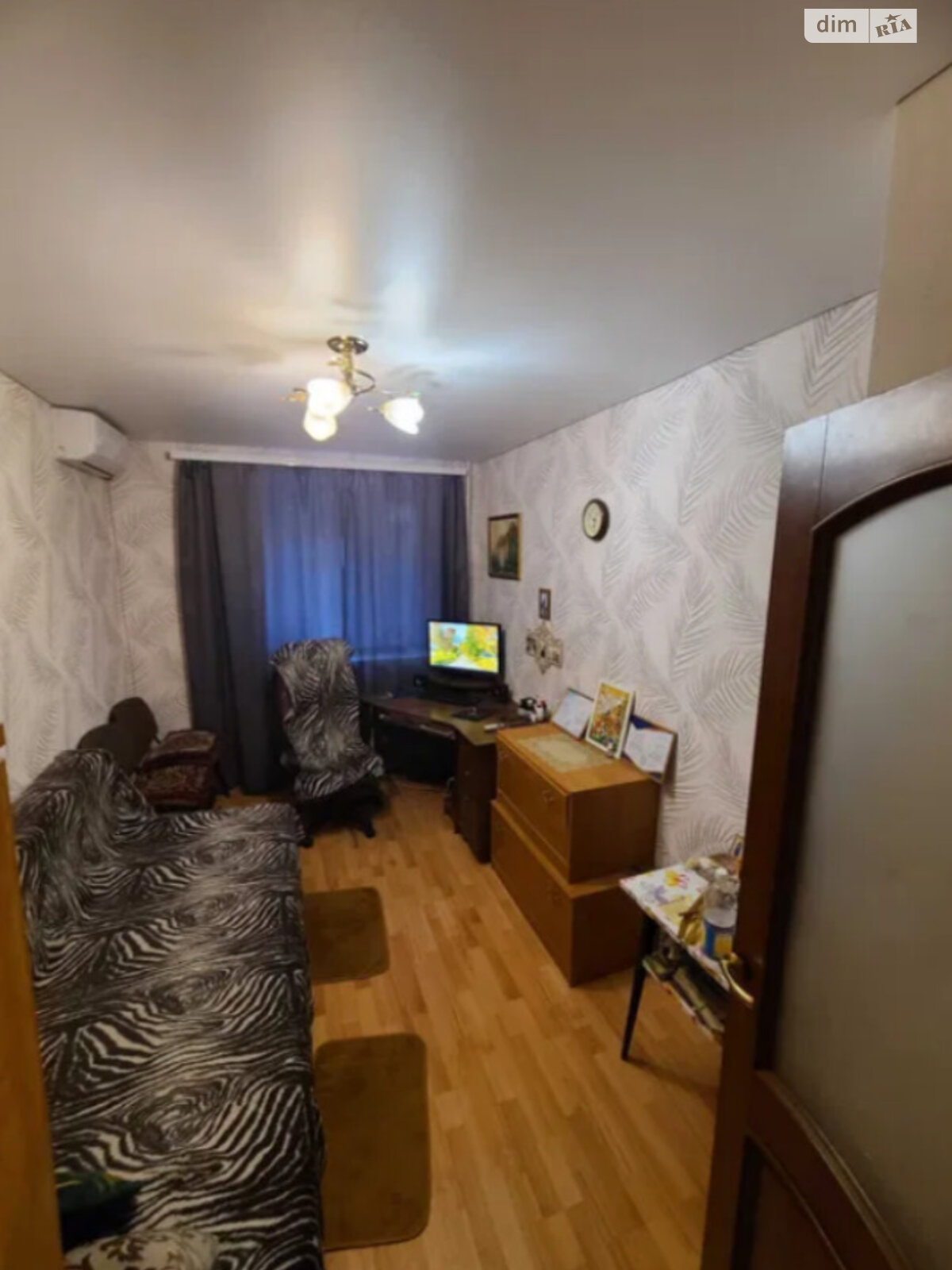 Продажа трехкомнатной квартиры в Одессе, на ул. Ивана и Юрия Лип 40, район Черемушки фото 1